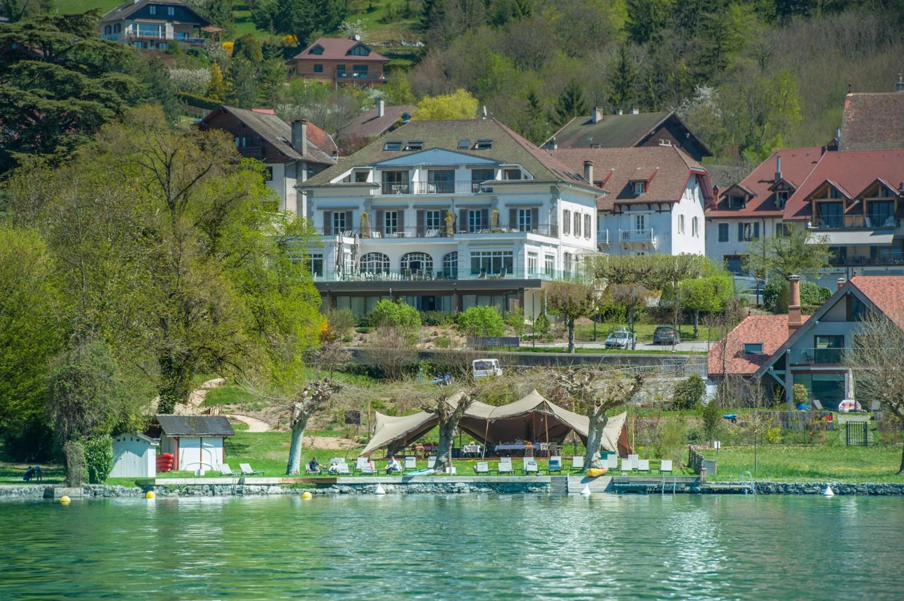 Property building in Hôtel Beau Site Talloires B SPA