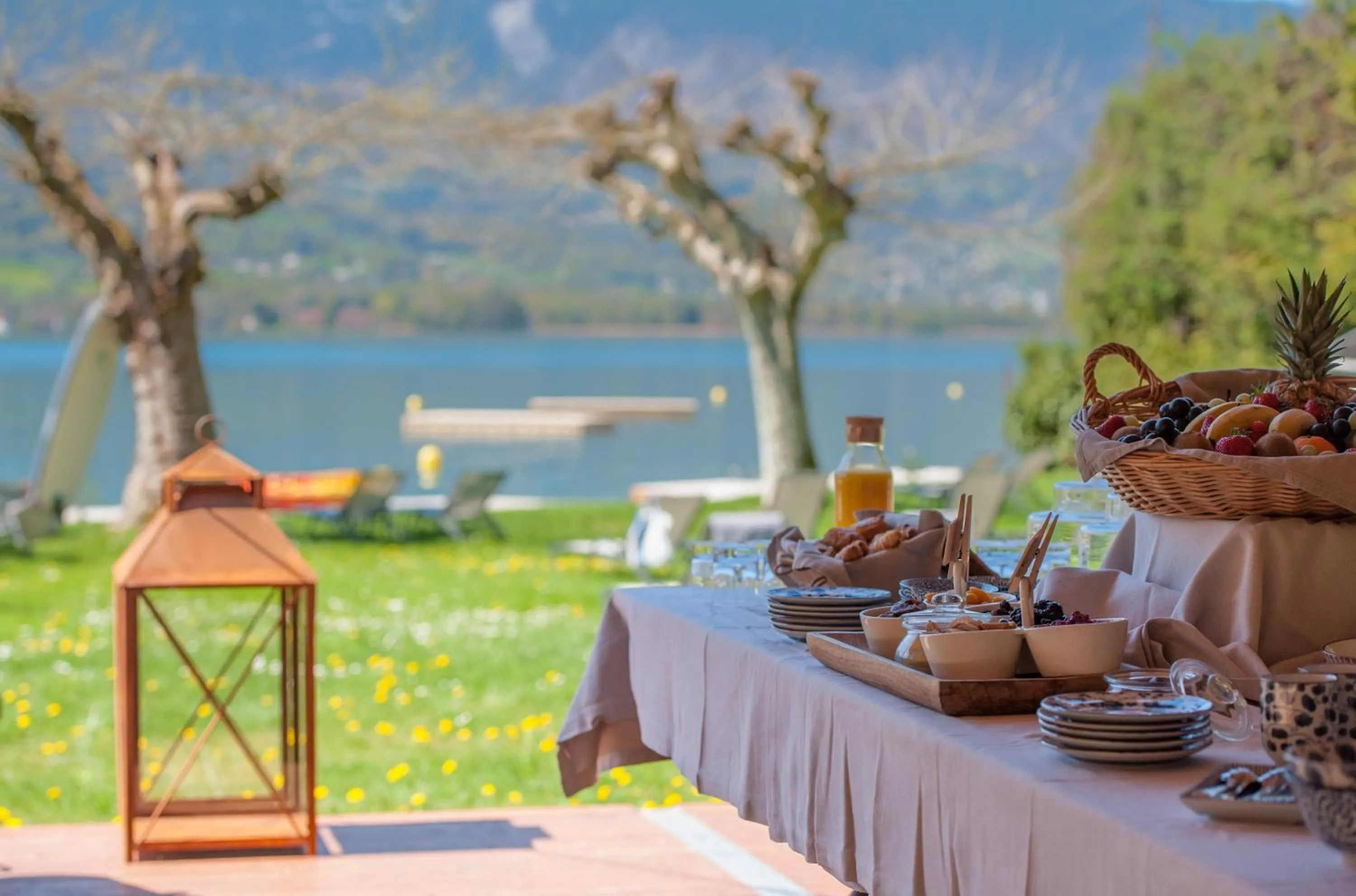 Garden in Hôtel Beau Site Talloires B SPA