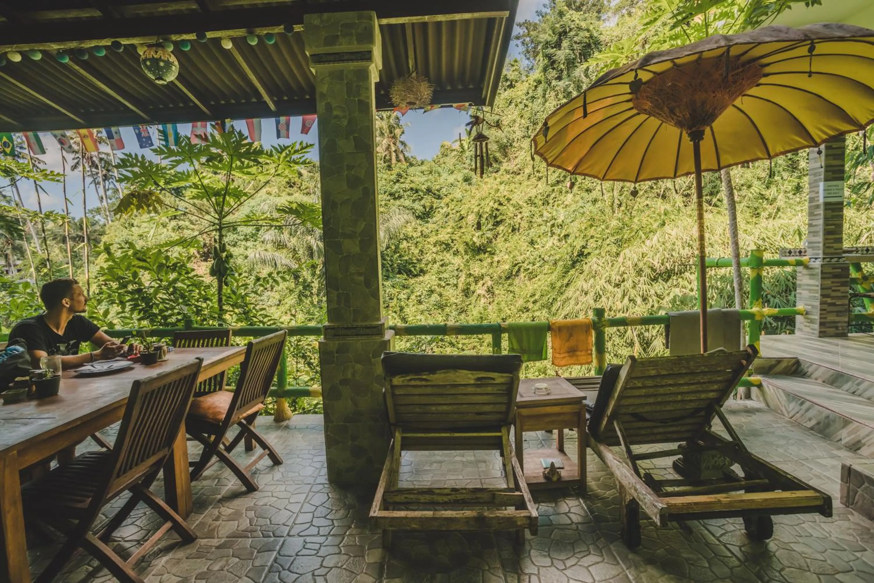 Patio in WW Backpackers