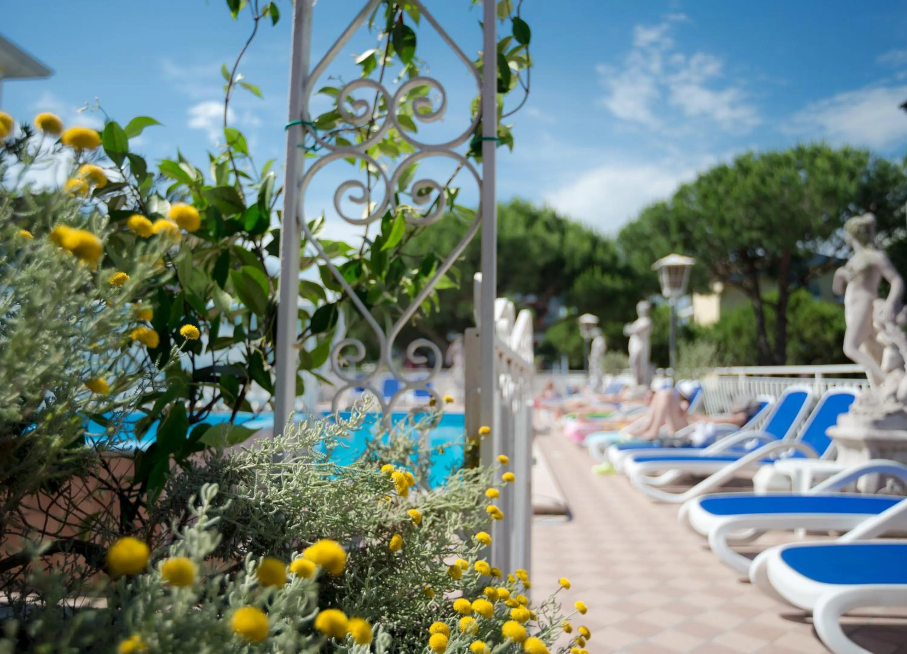 Spring in Hotel Trevi