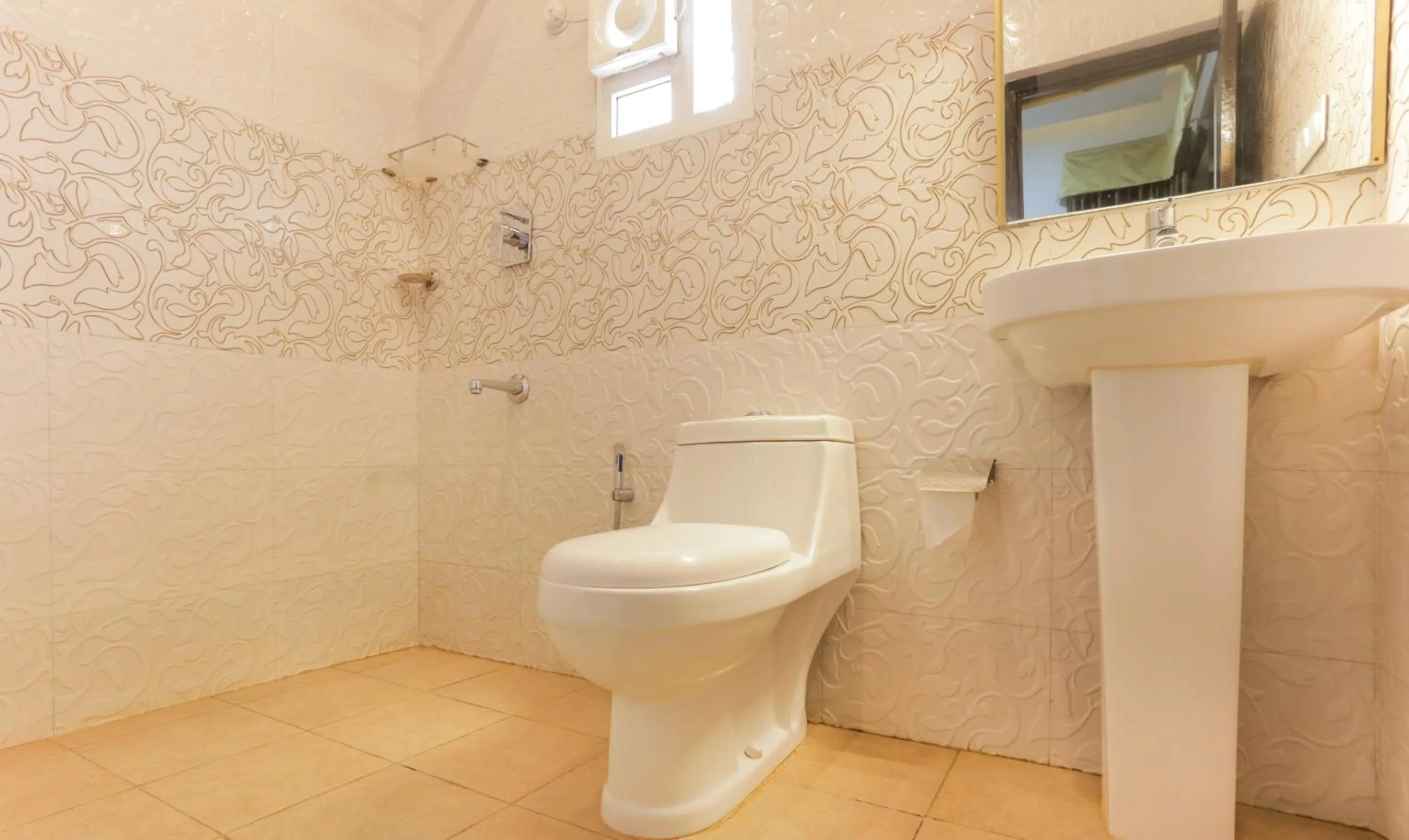 Bathroom in Hotel Dvaraka Inn