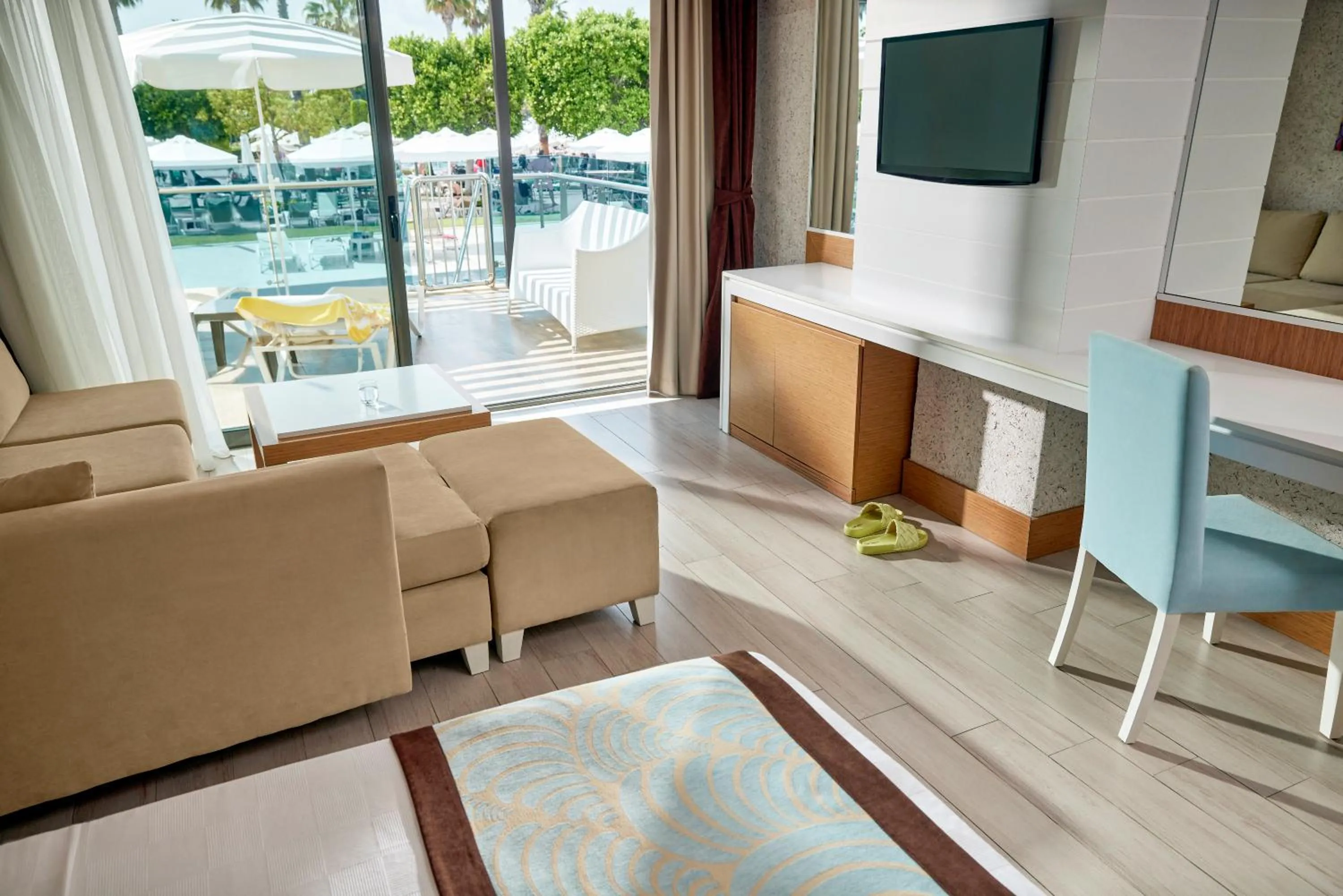 TV and multimedia in Tui Magic Life Jacaranda