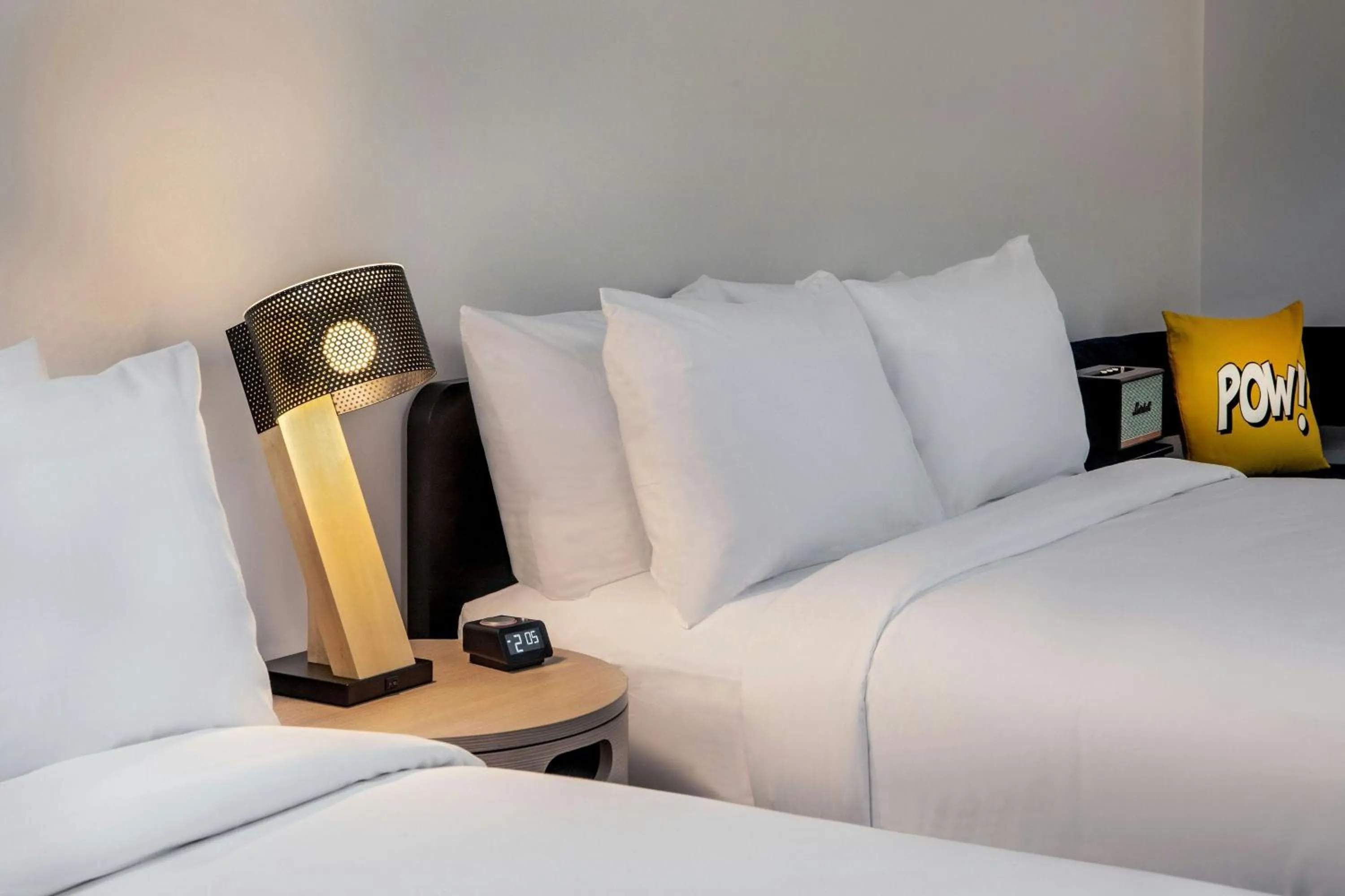 Bedroom, Bed in Aloft Framingham