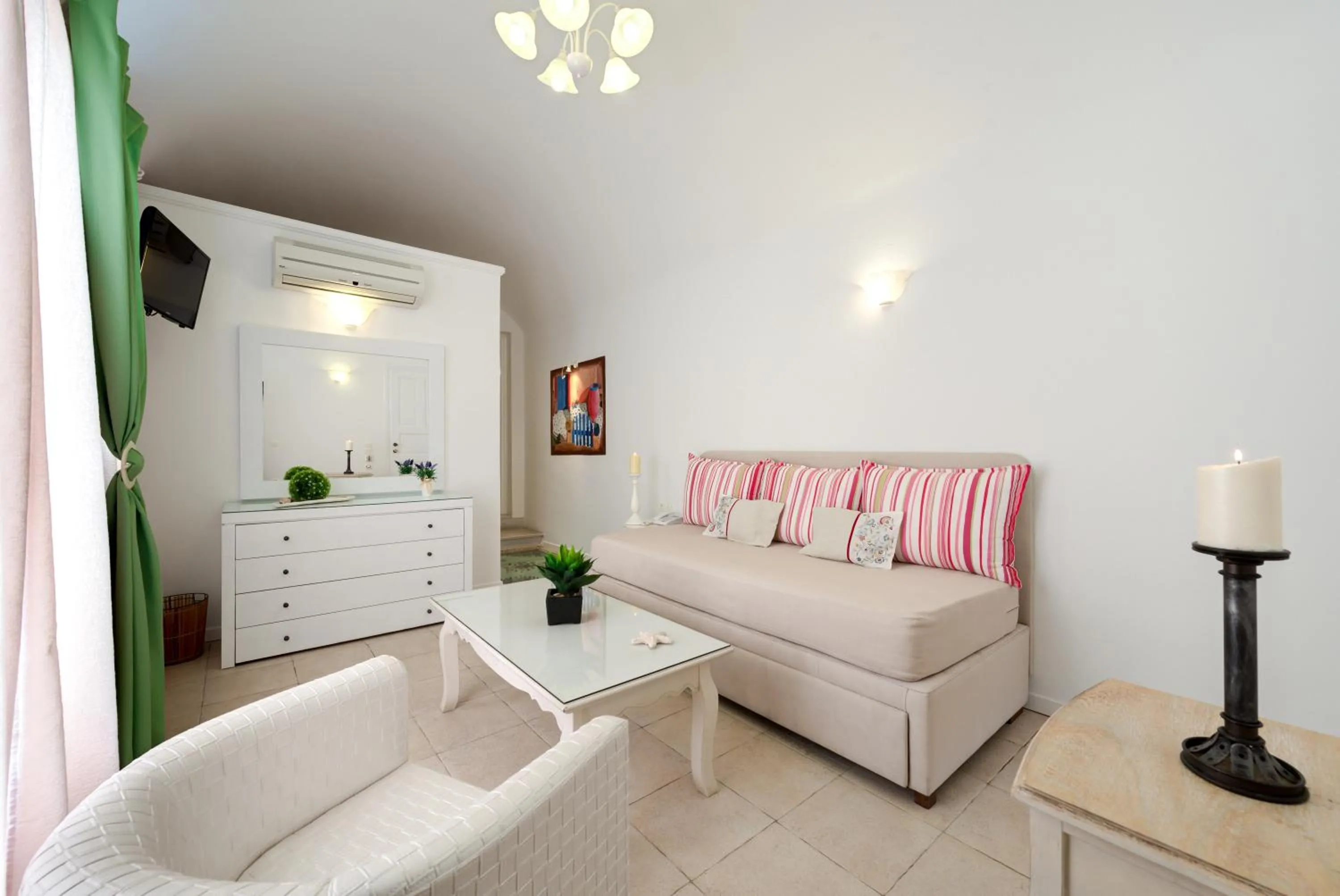 Living room in Dream Island Hotel