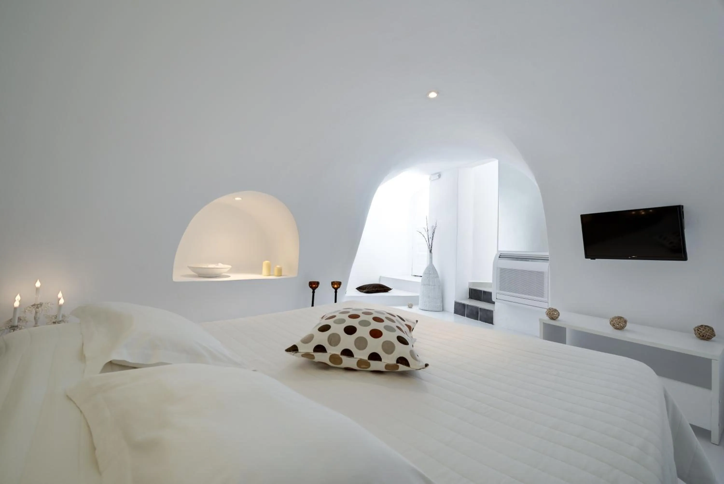 Photo of the whole room, Bed in Dream Island Hotel