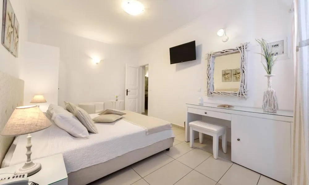 Bed in Dream Island Hotel