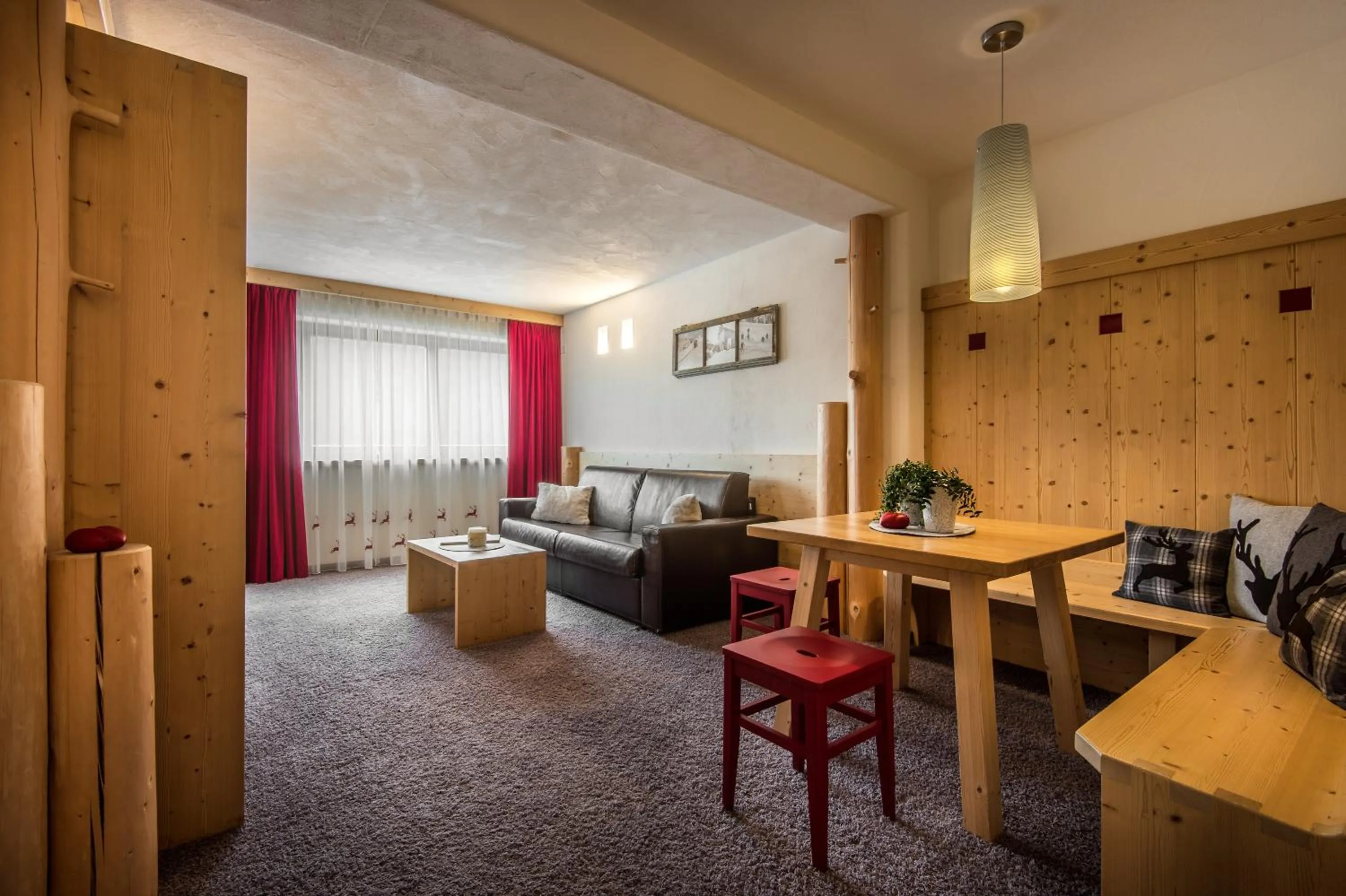 Seating area in Hotel Gran Ciasa