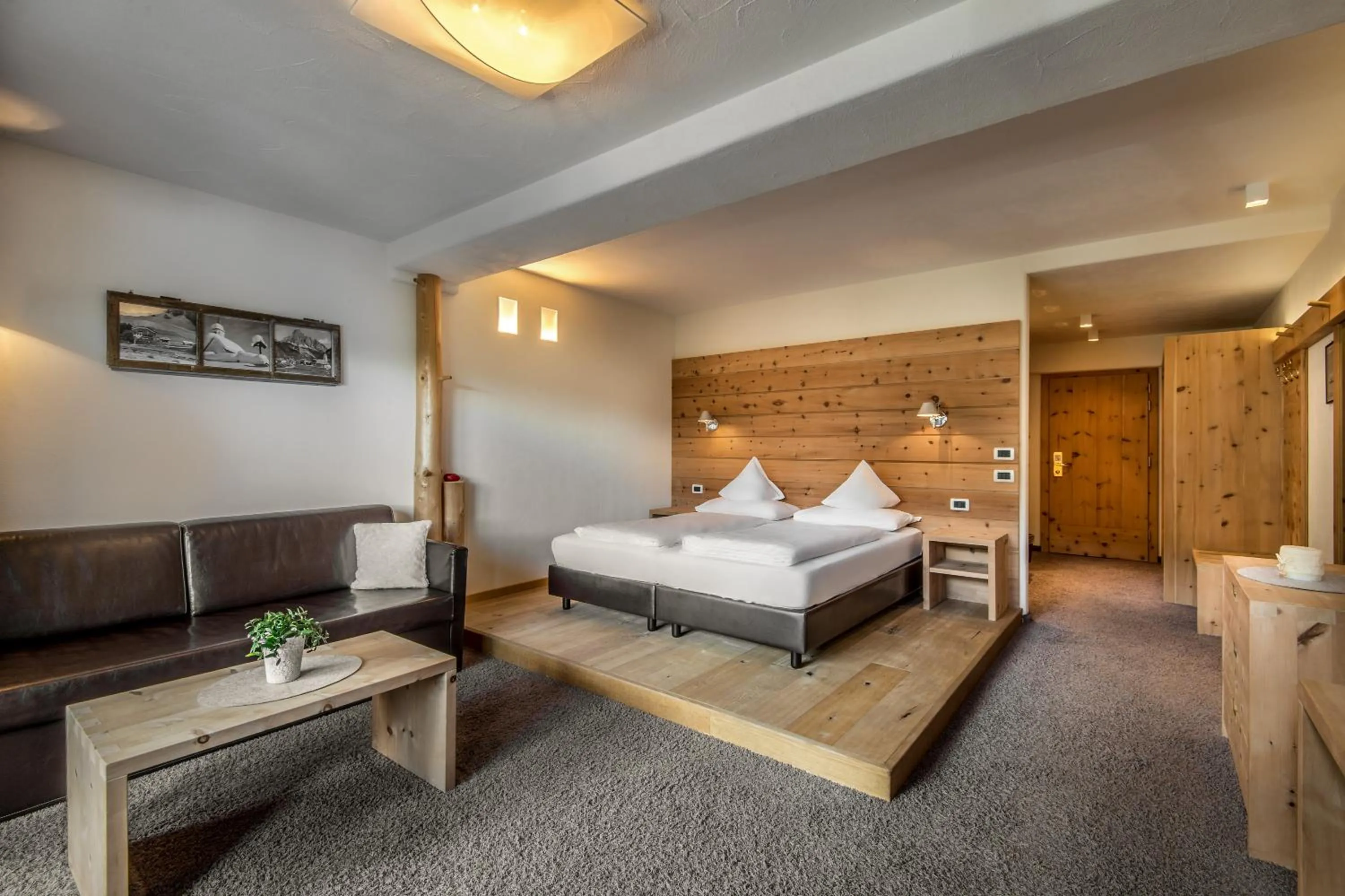 Photo of the whole room, Bed in Hotel Gran Ciasa