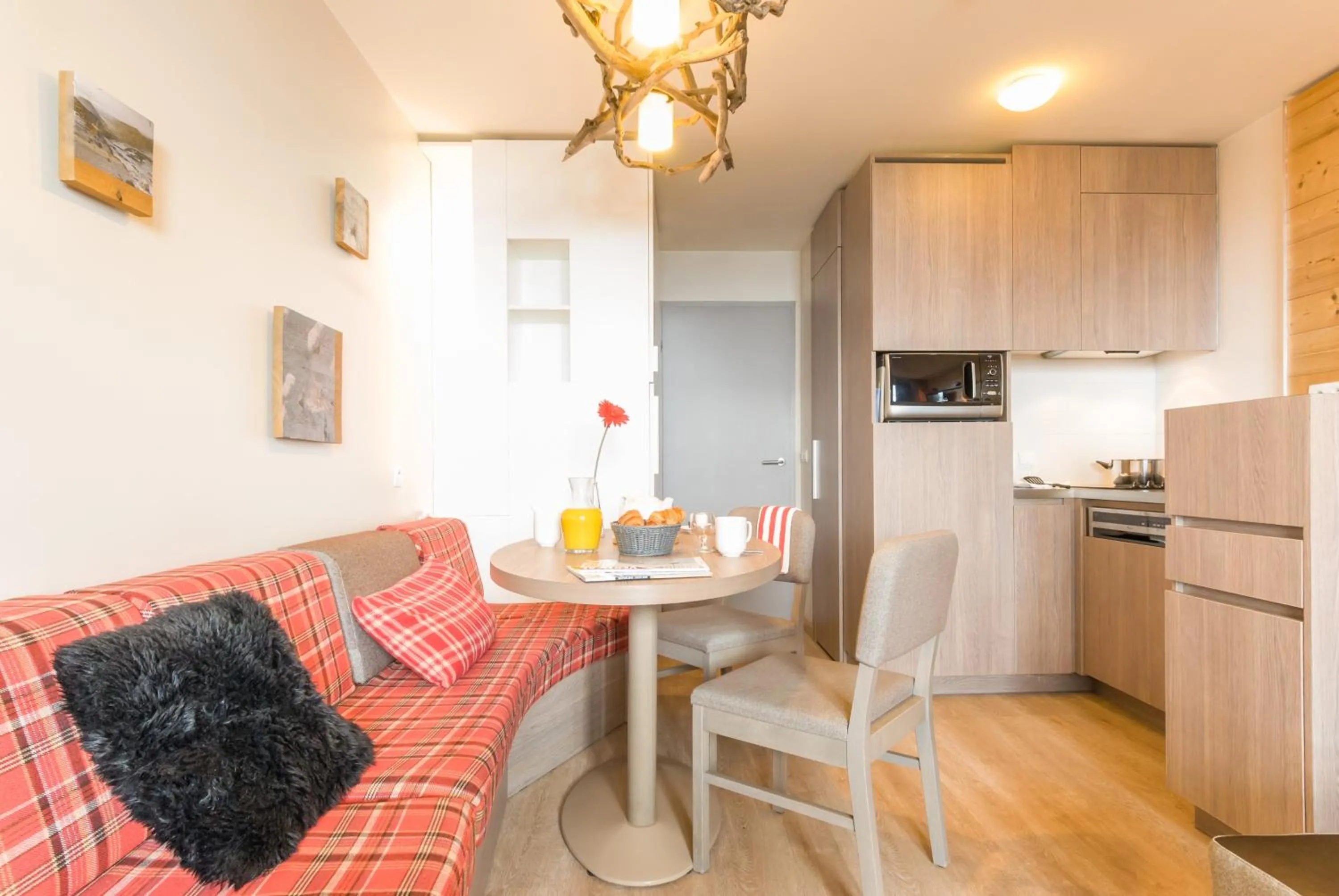 Kitchen or kitchenette in Résidence Pierre & Vacances Atria-Crozats