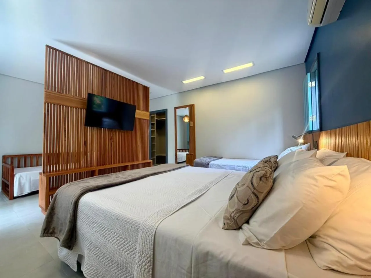 View (from property/room), Bed in Pousada Chácara Das Acácias - Com Gerador De Energia