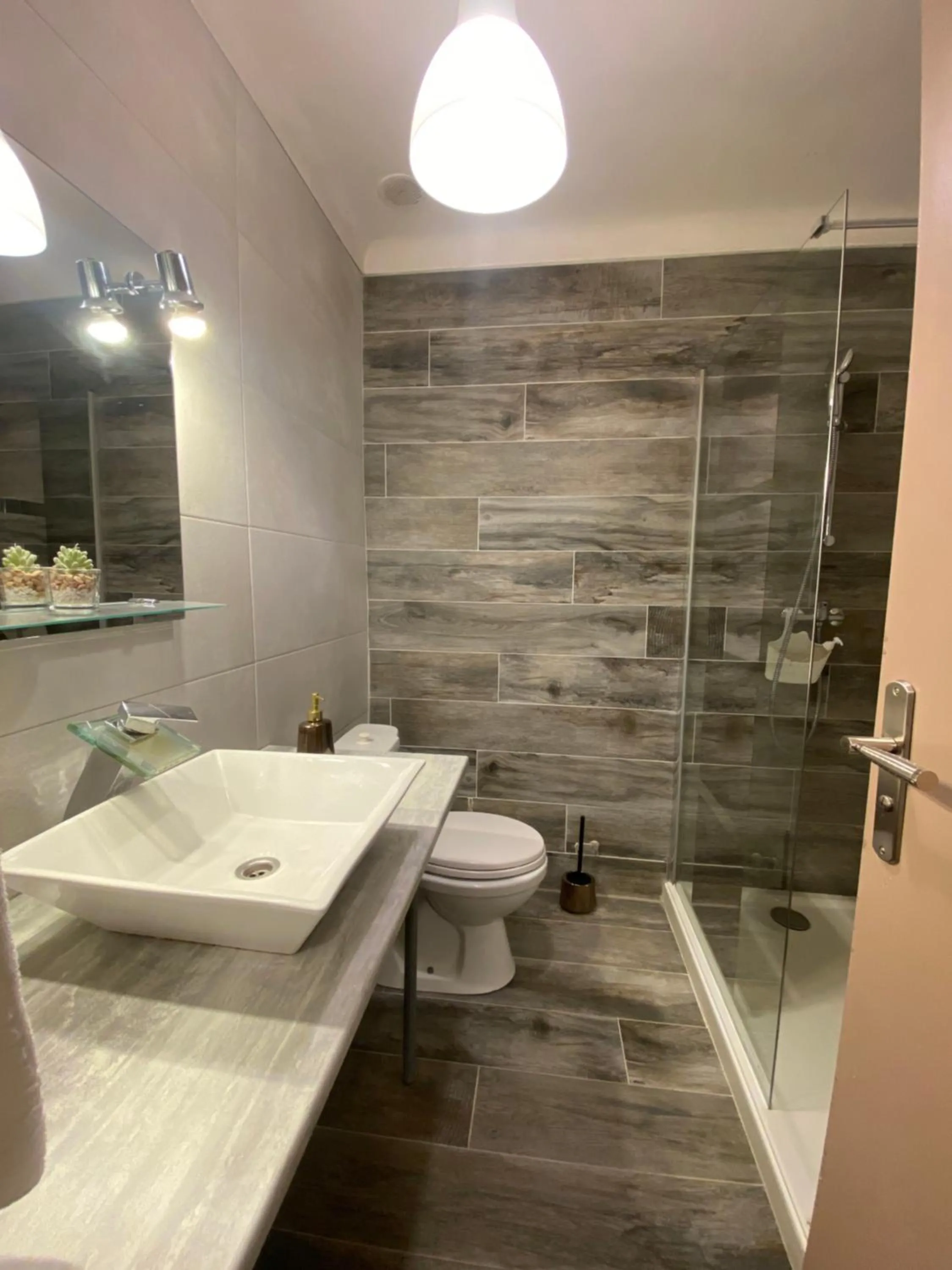 Bathroom in Hotel Carina