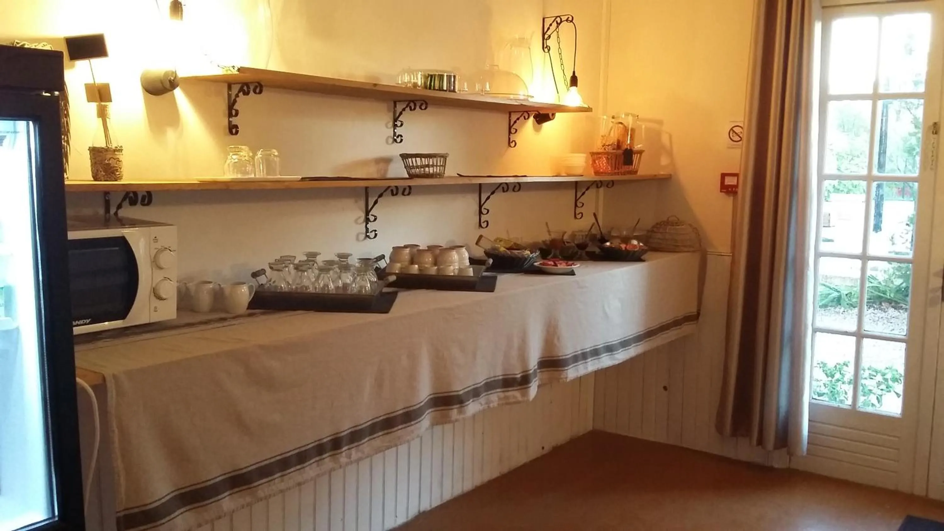 Food and drinks in Hotel Carina