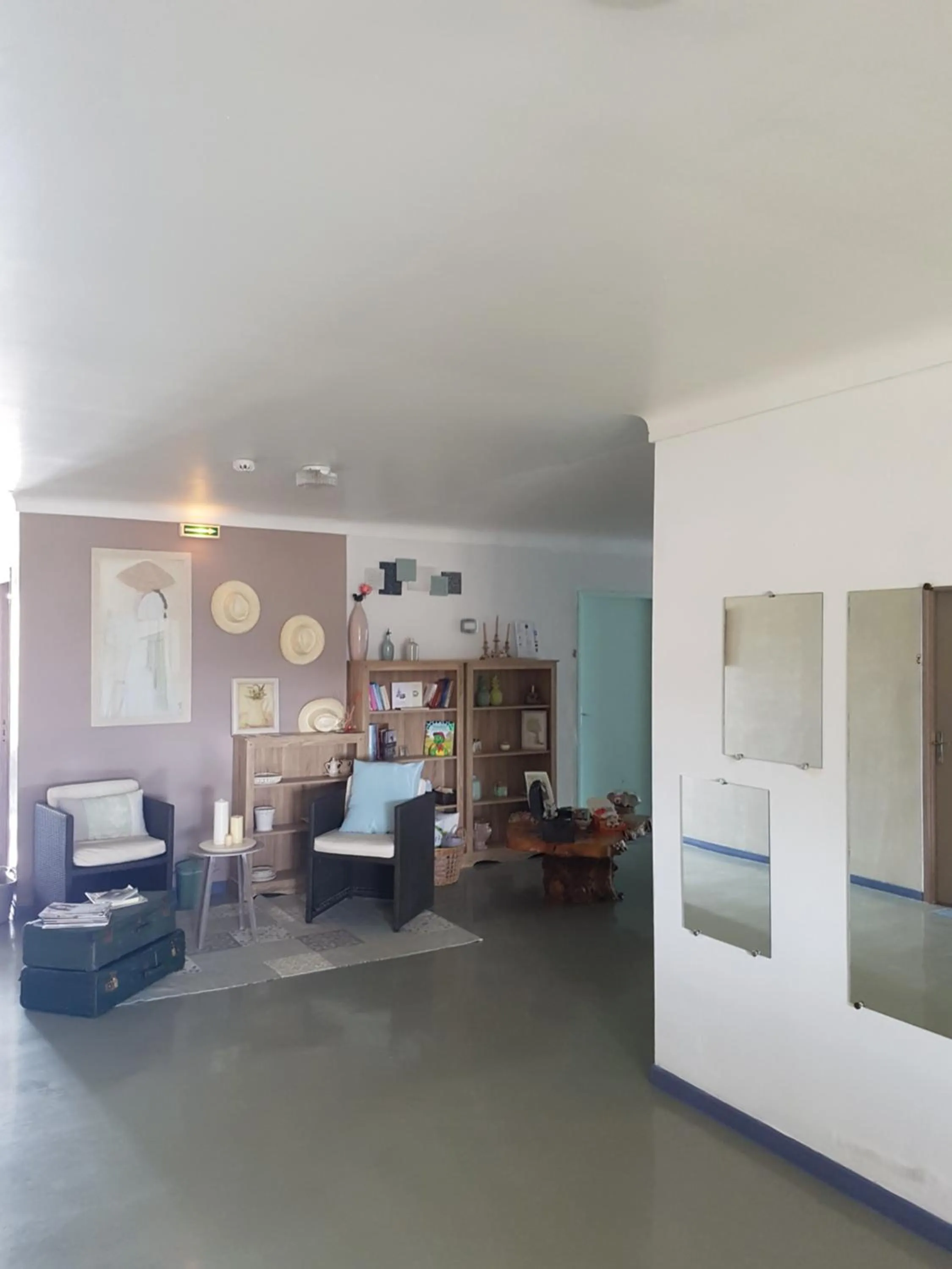 Decorative detail, Bed in Hotel Carina