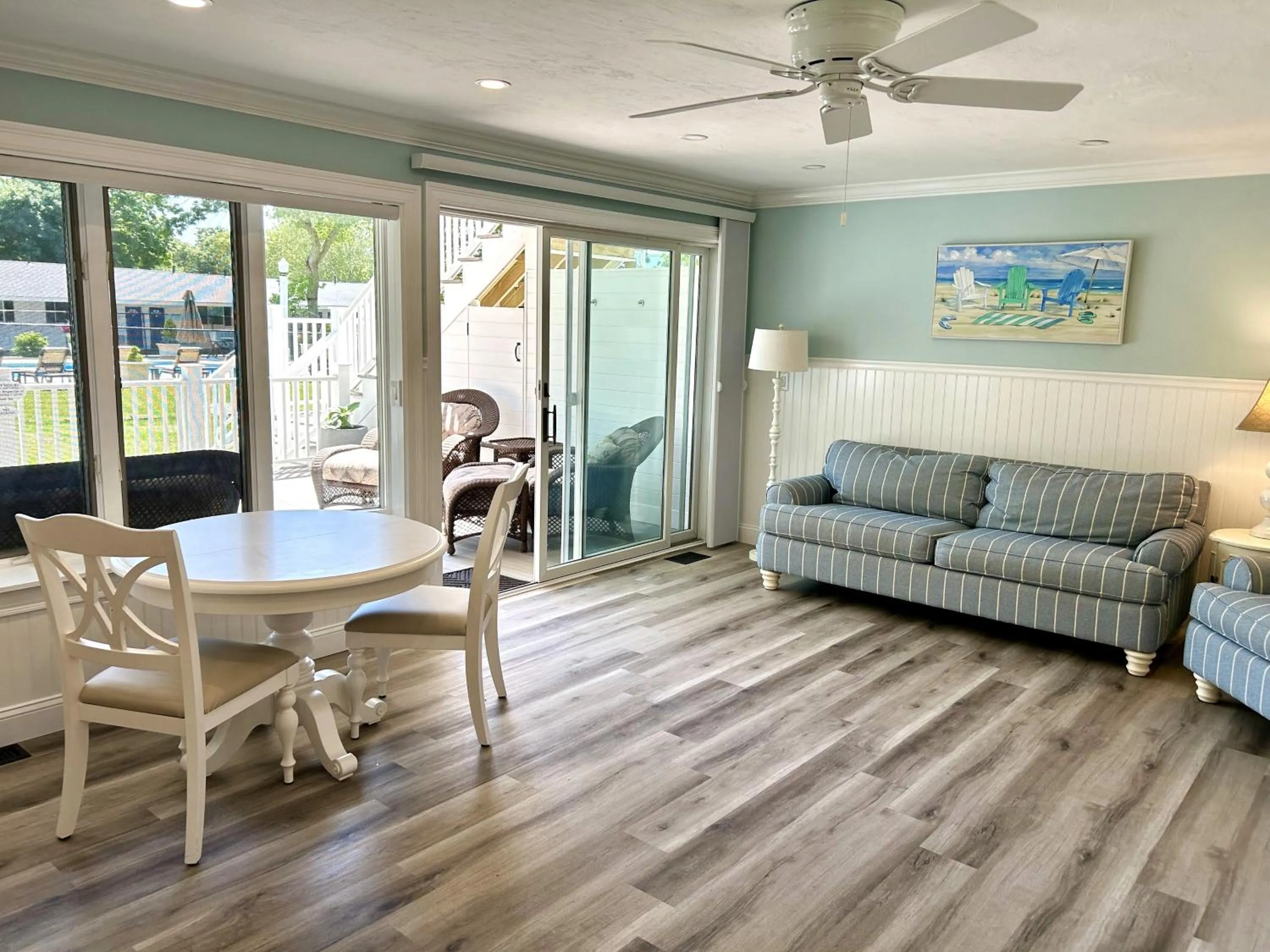 Living room in Falmouth Heights Motor Lodge