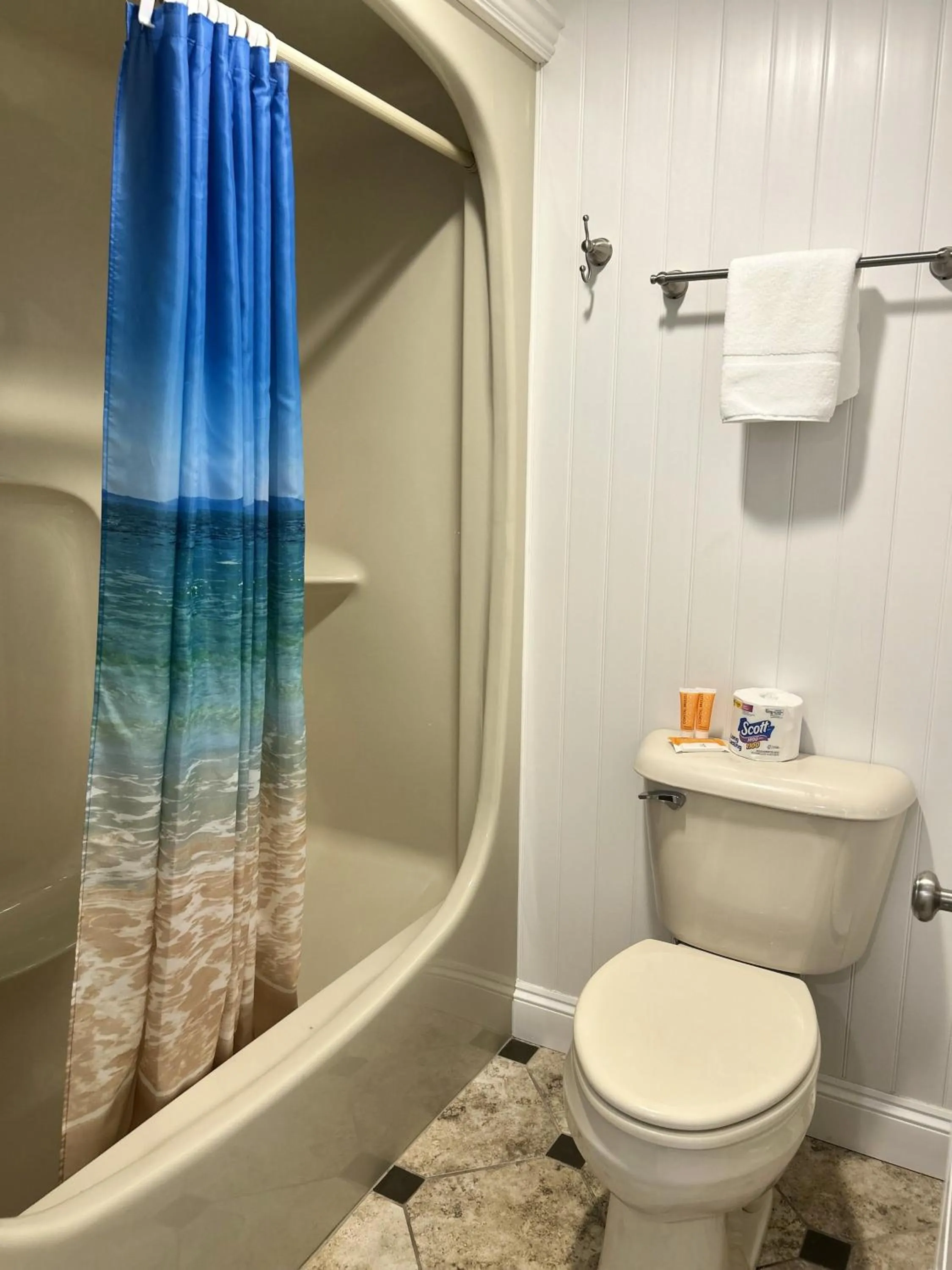 Bathroom in Falmouth Heights Motor Lodge