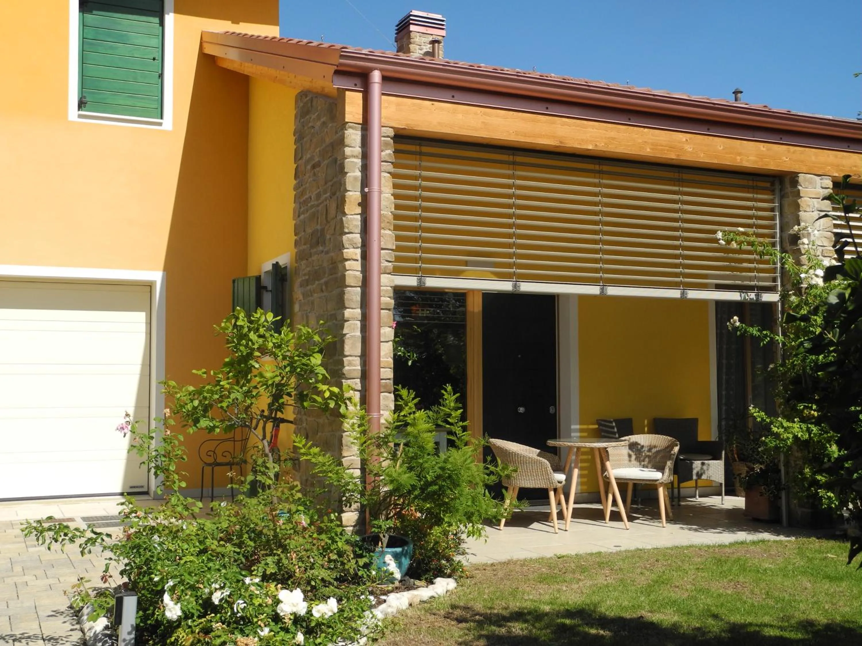 Property building in B&B Mimosa e Lillà