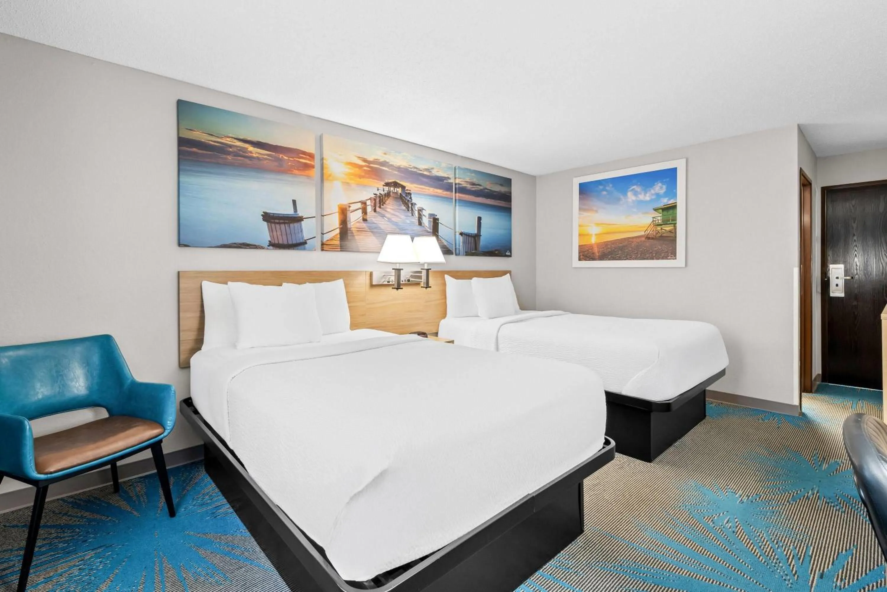 Bed in Days Inn by Wyndham Brunswick Bath Area