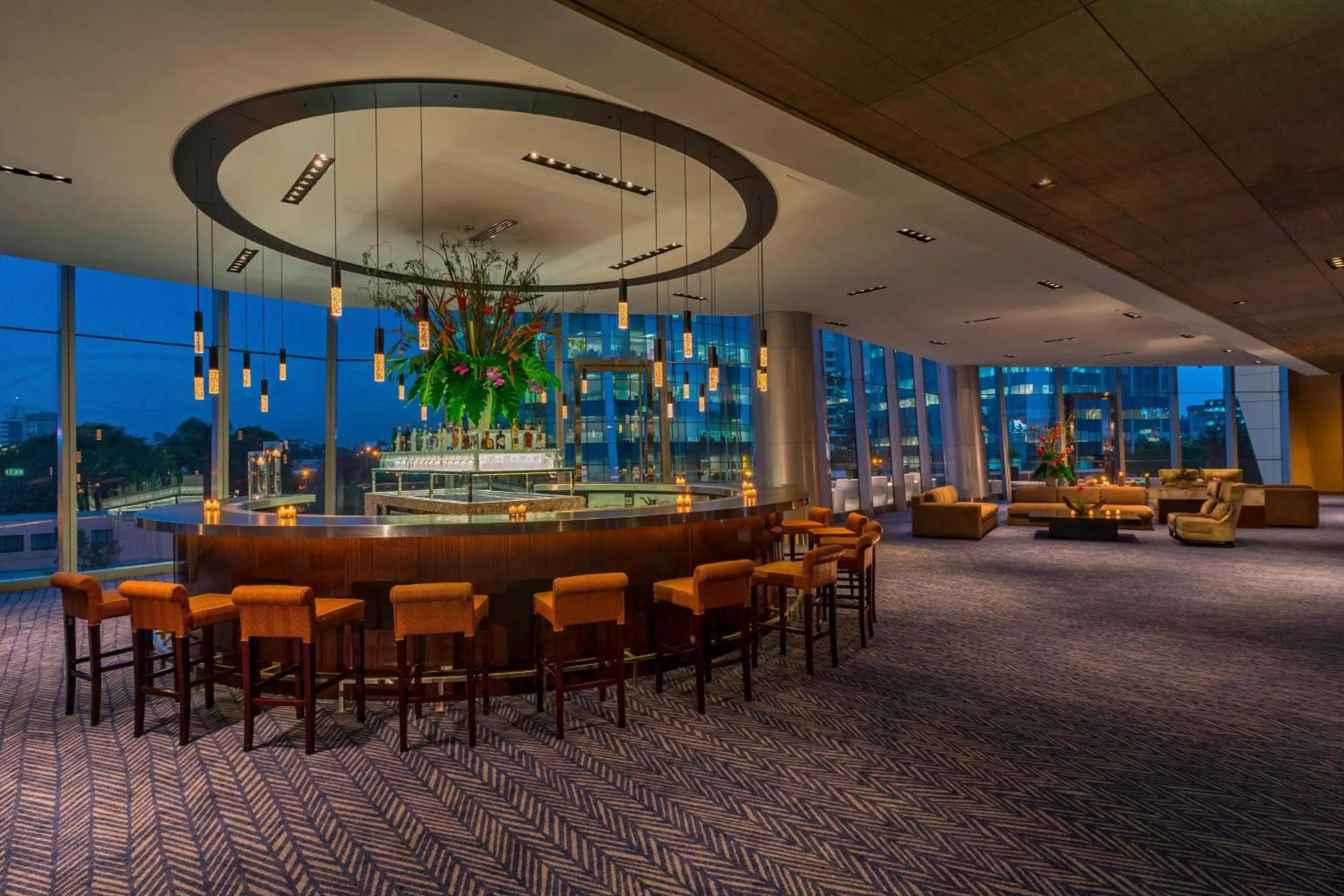 Lounge or bar in The Westin Lima Hotel & Convention Center