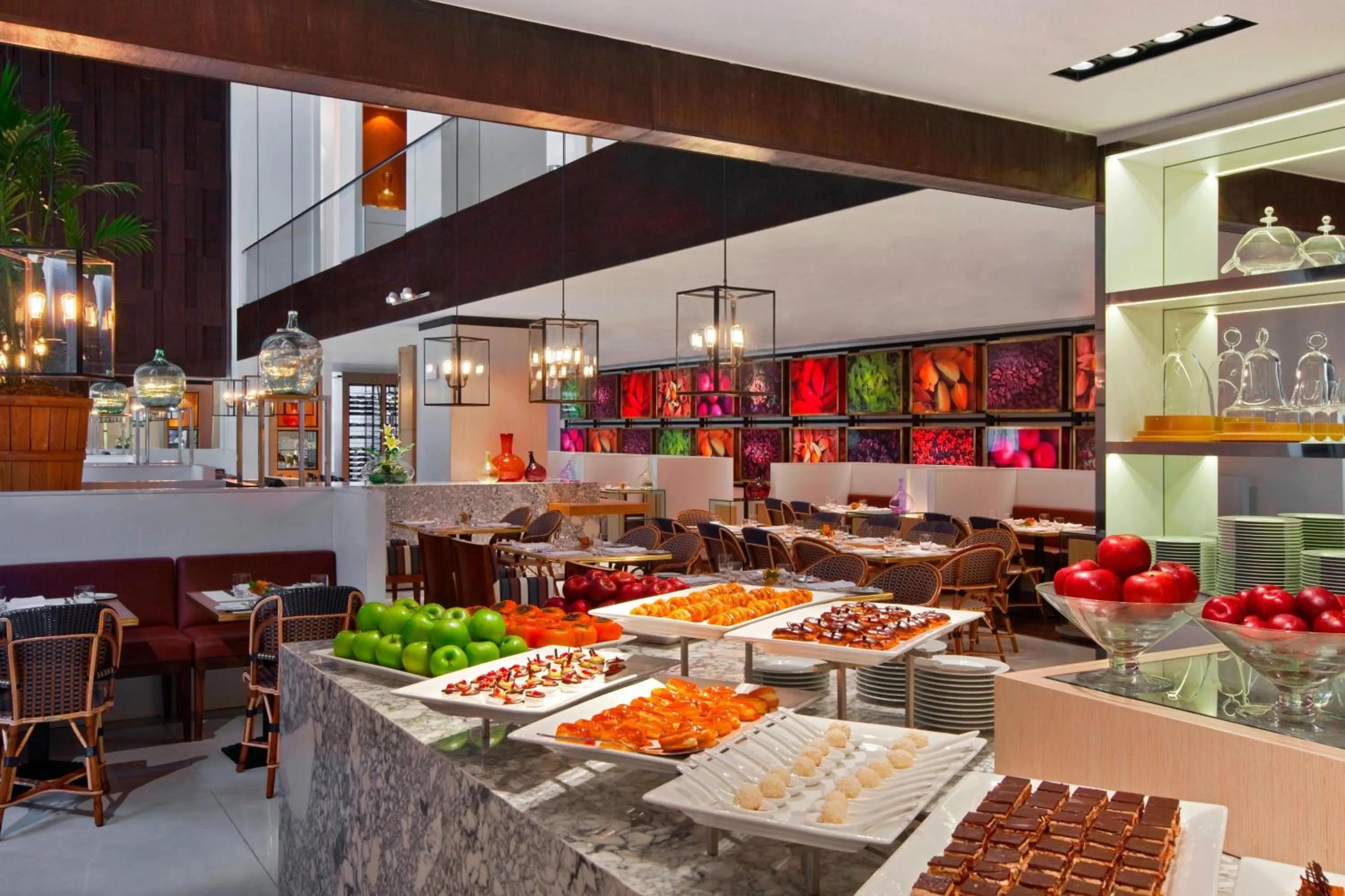 Restaurant/places to eat in The Westin Lima Hotel & Convention Center