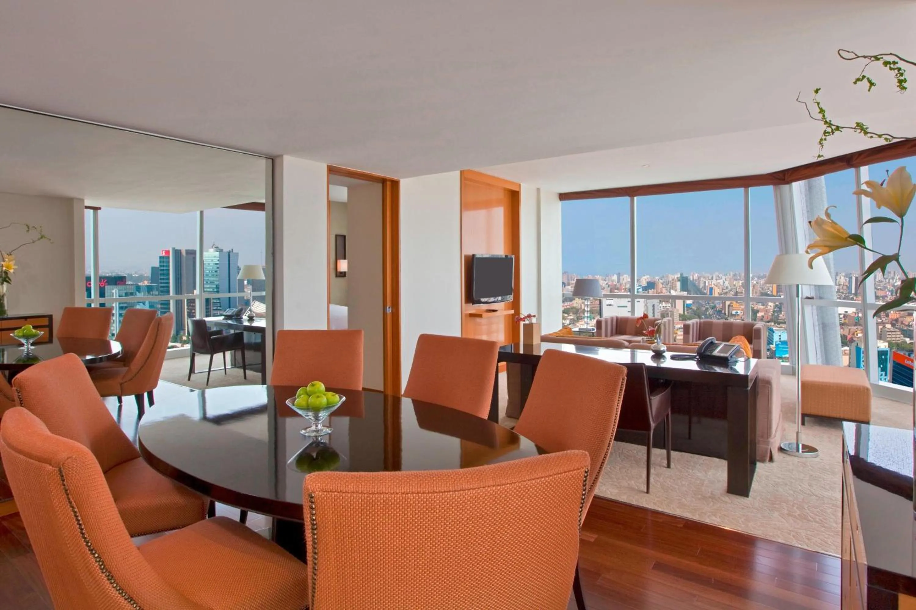 Living room in The Westin Lima Hotel & Convention Center