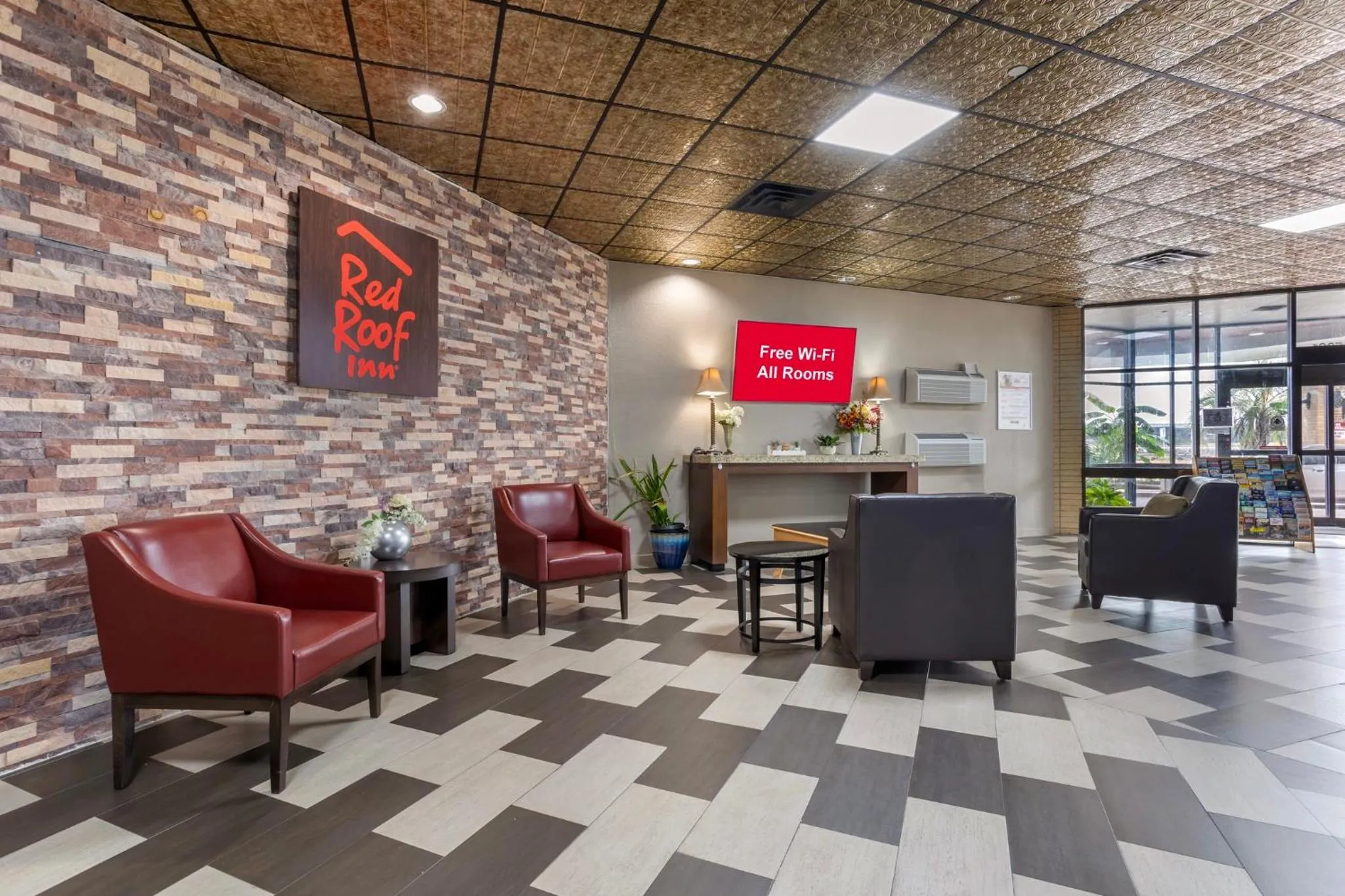 Lobby or reception in Red Roof Inn La Marque