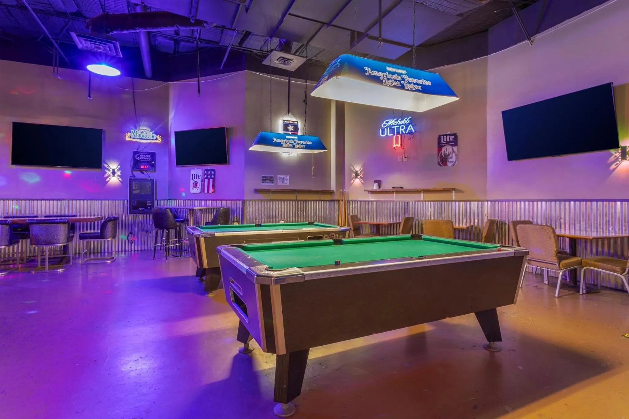 Lounge or bar in Red Roof Inn La Marque