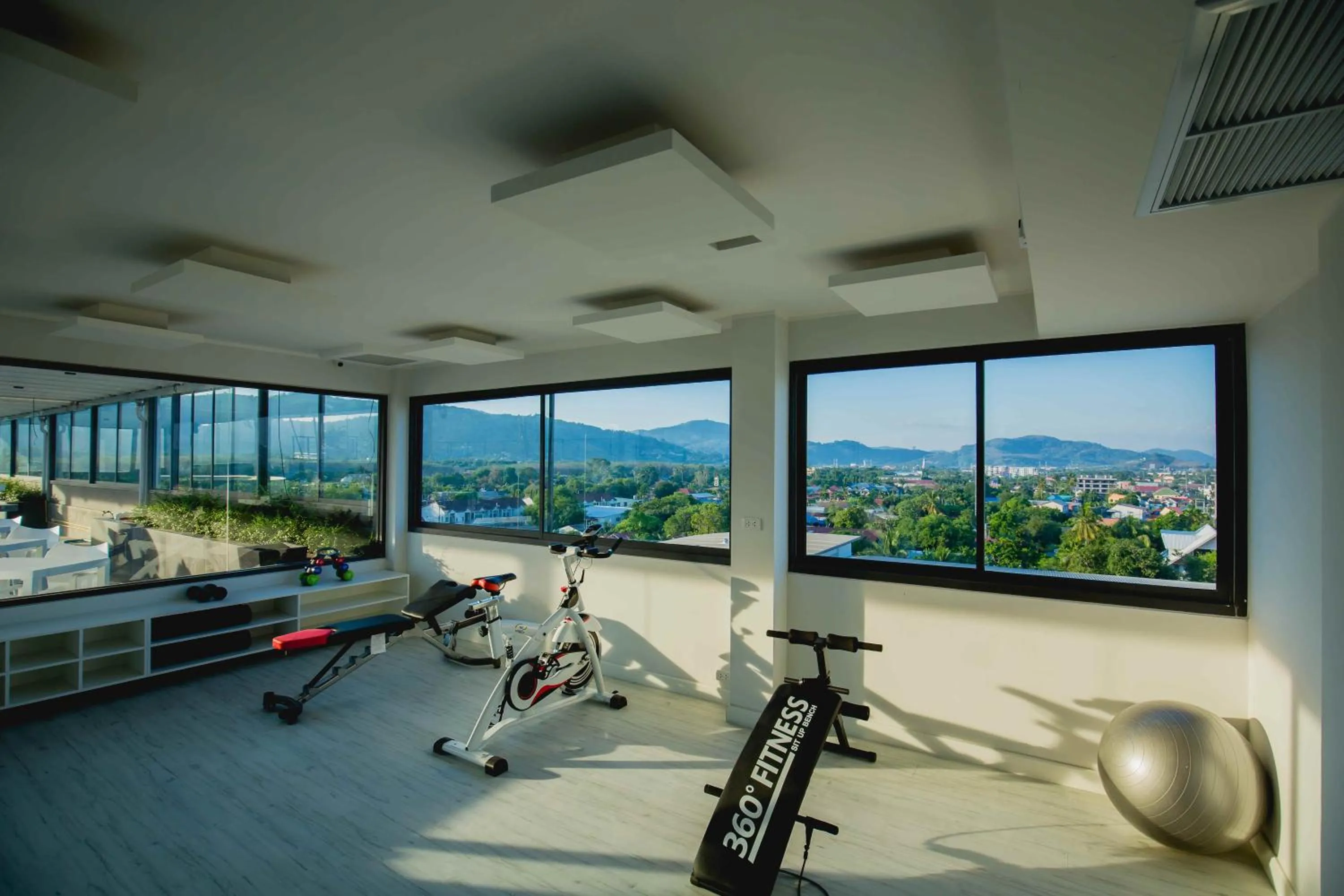 Fitness centre/facilities in NOON Village Tower 1