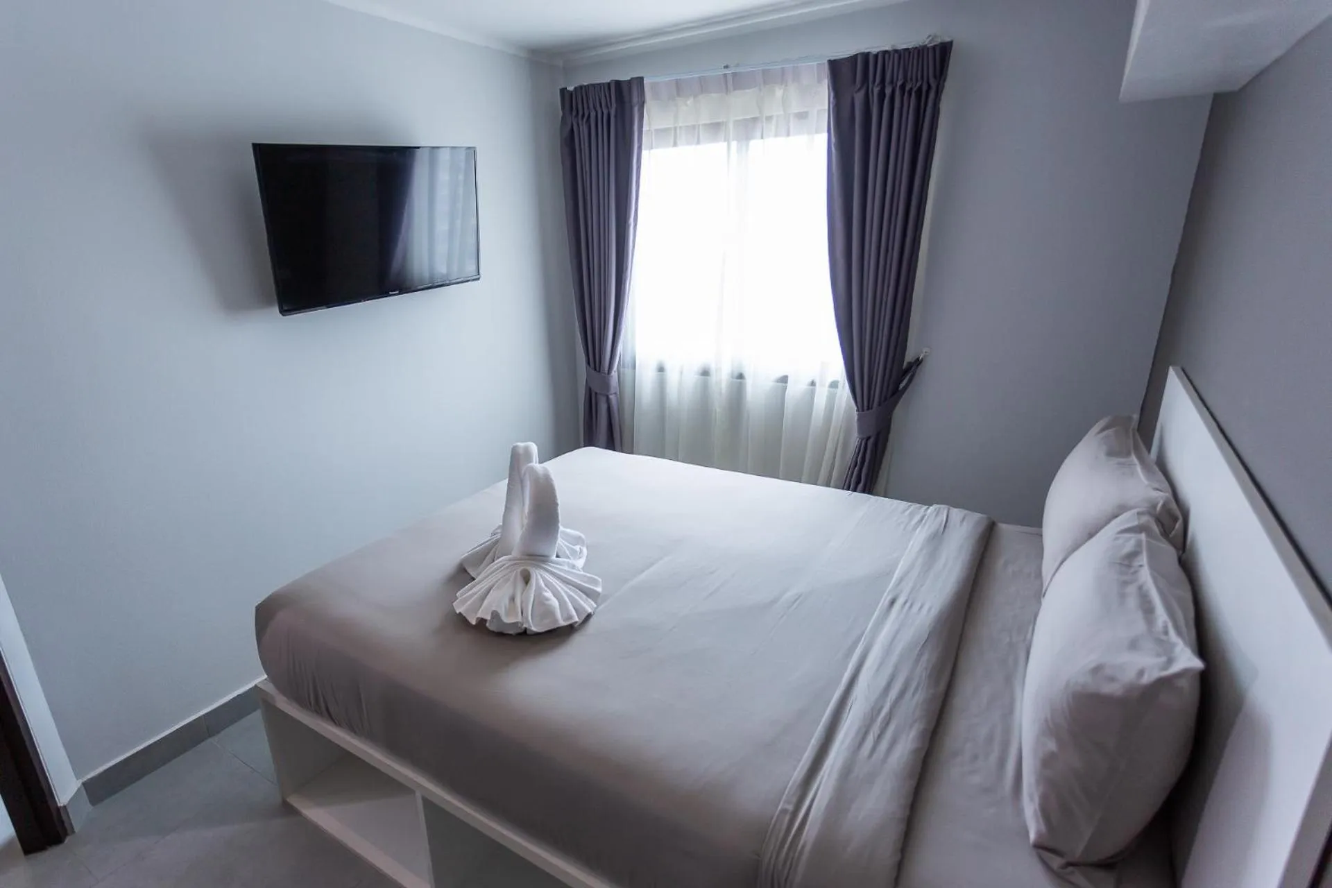 Bed in NOON Village Tower 1