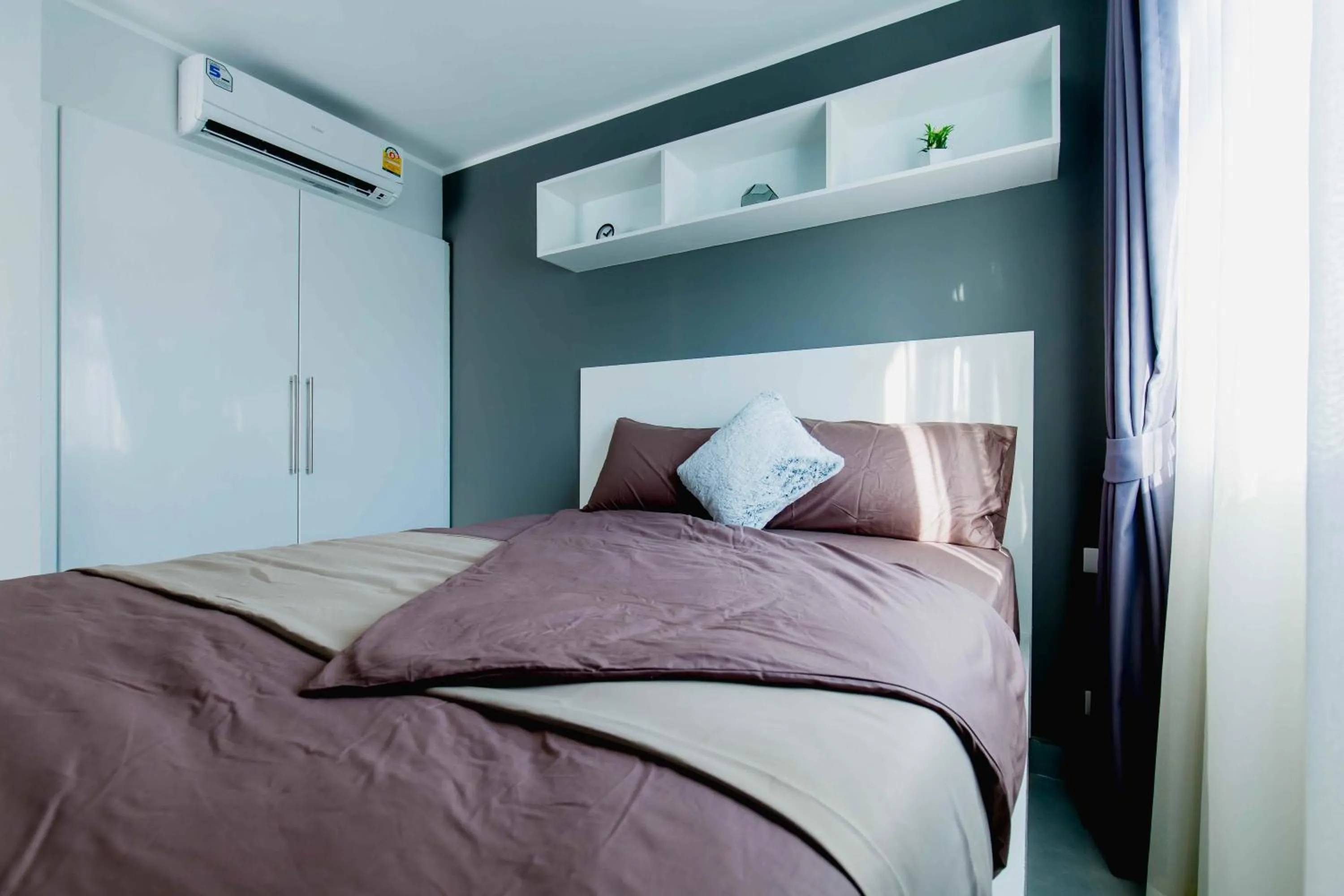 Bed in NOON Village Tower 1