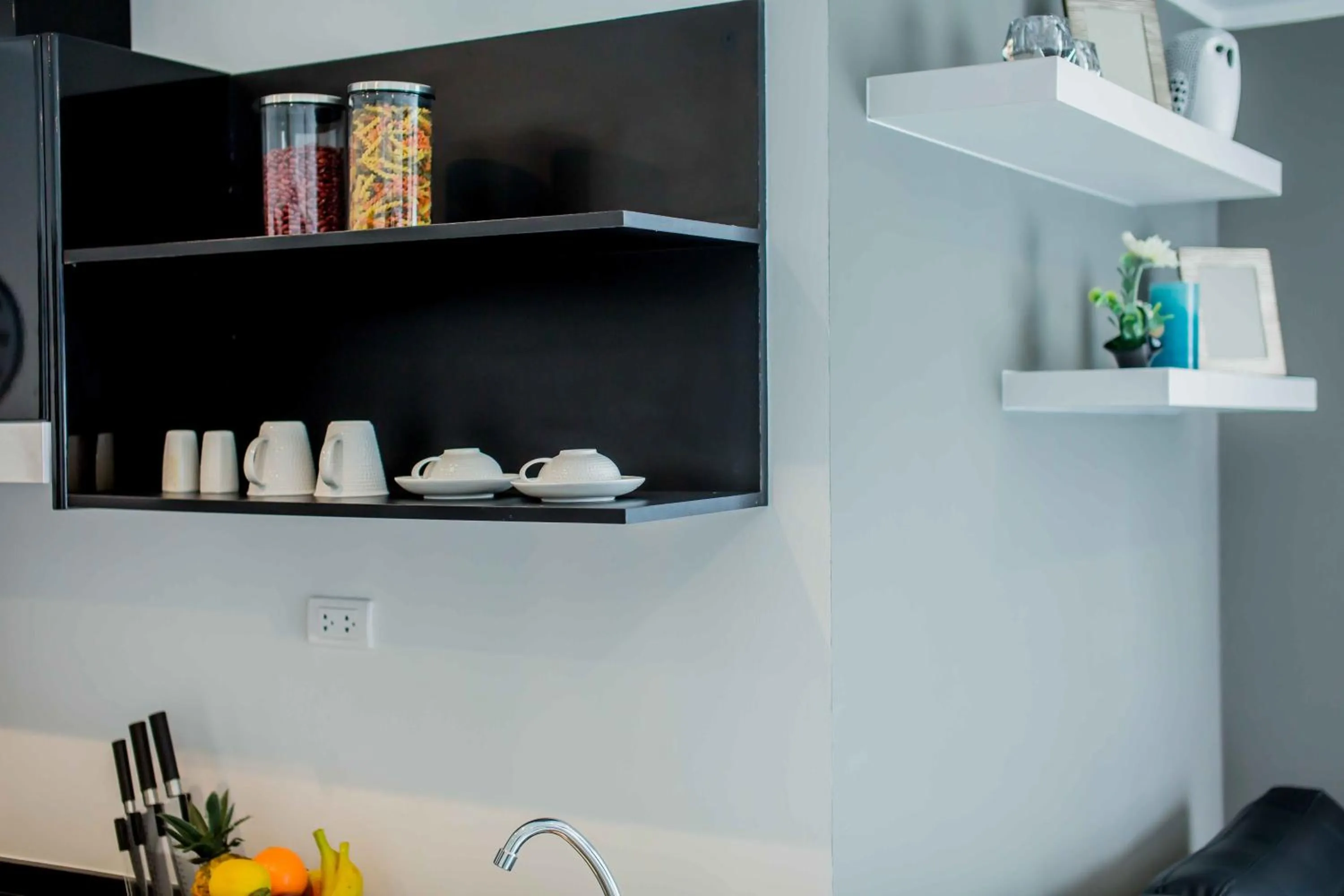 Kitchen or kitchenette in NOON Village Tower 1