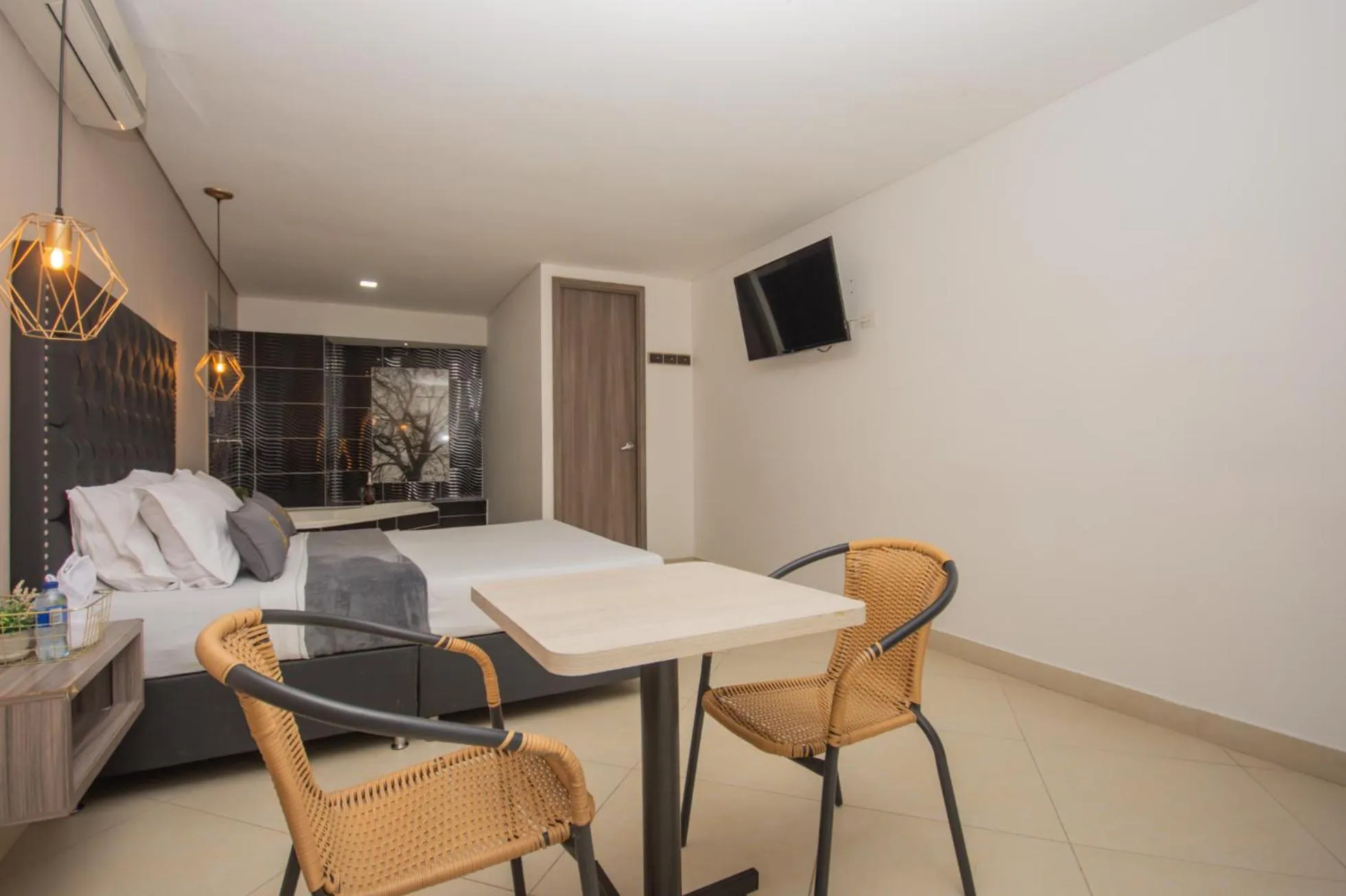 Bed in Hotel Perlatto