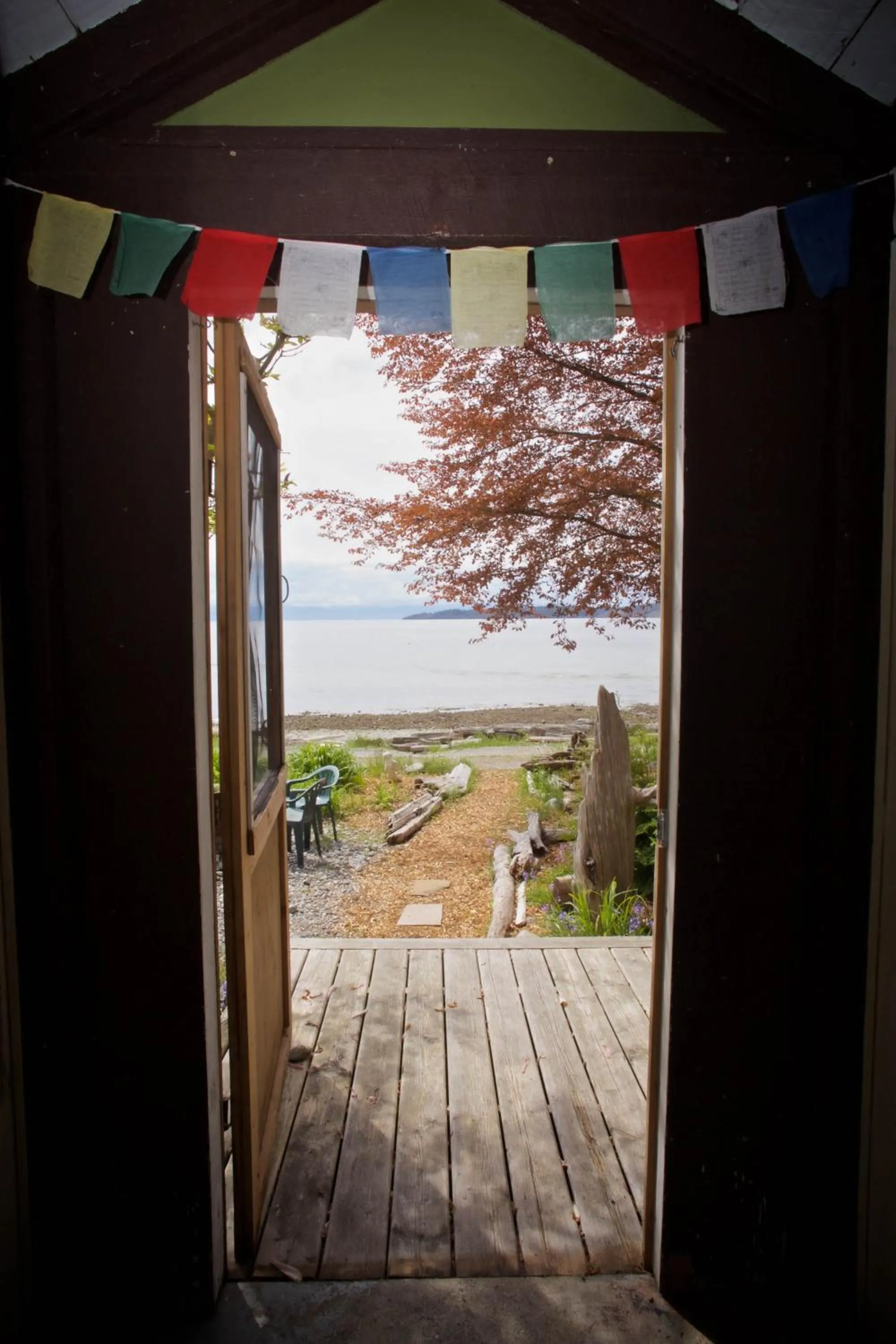 Halfmoon Haven Beach Cottage or Oceanview Suite