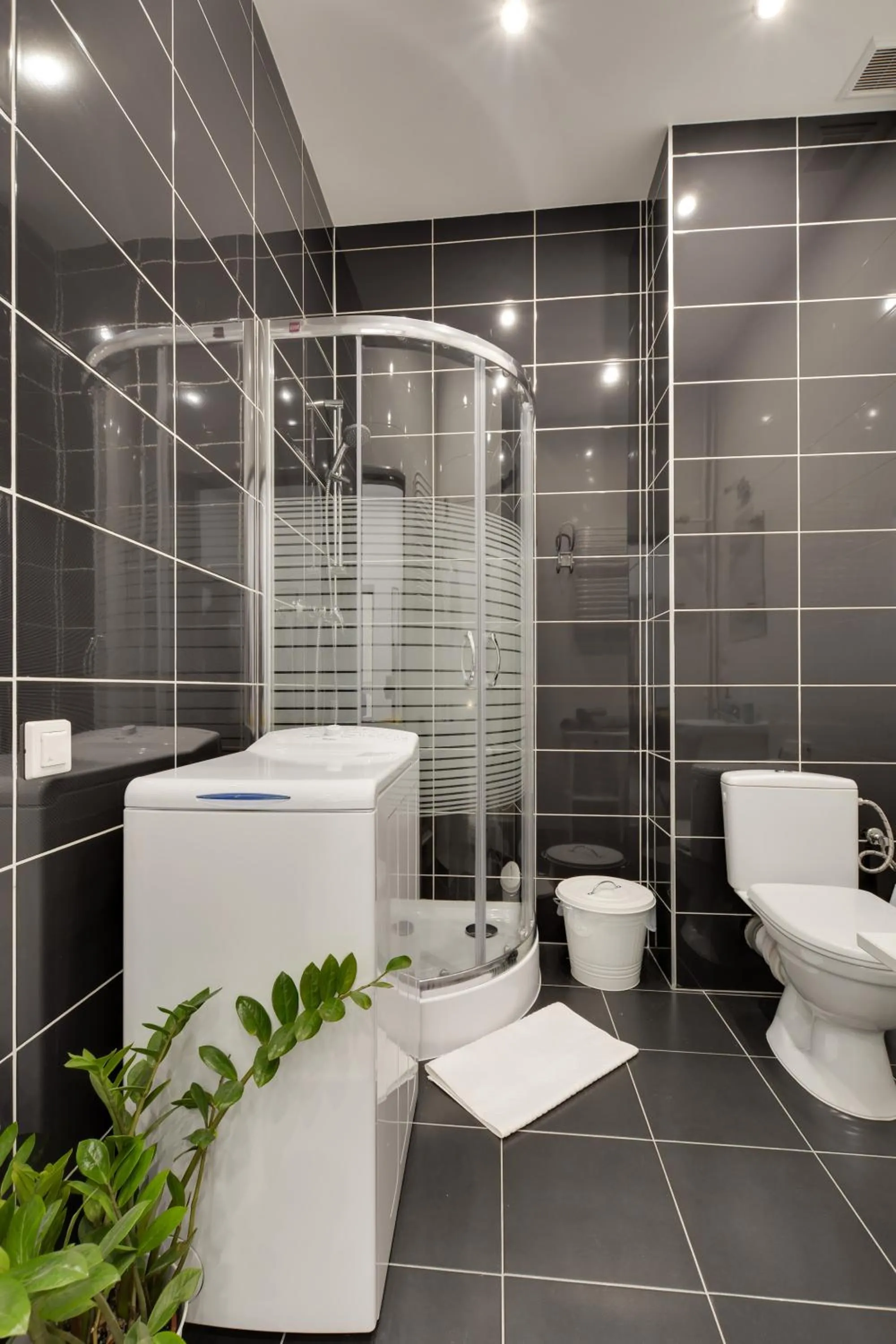 Shower in KATO Apartamenty Centrum