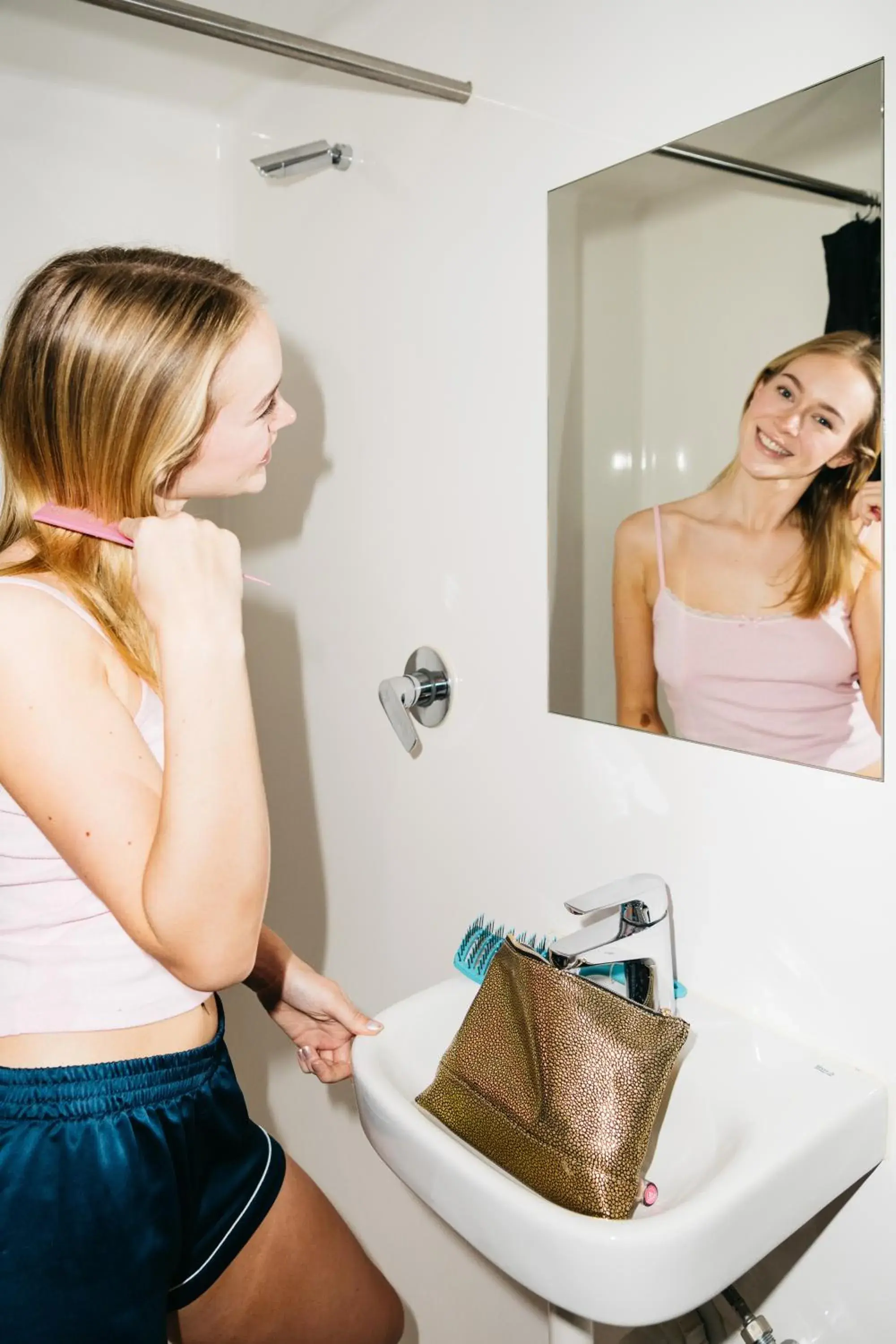 Double or Twin Room with Private Bathroom in Little Drifter Canberra Double or Twin Room with Private Bathroom in Little Drifter Canberra