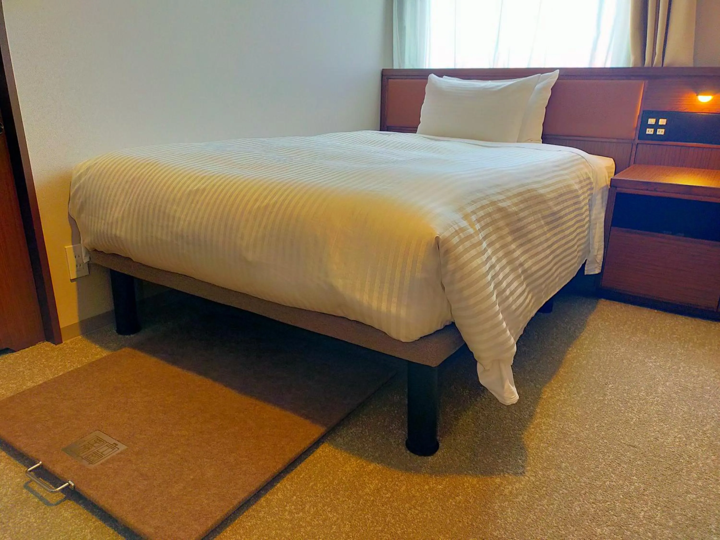 Photo of the whole room, Bed in Hotel Palm Royal Resort Kokusai Street