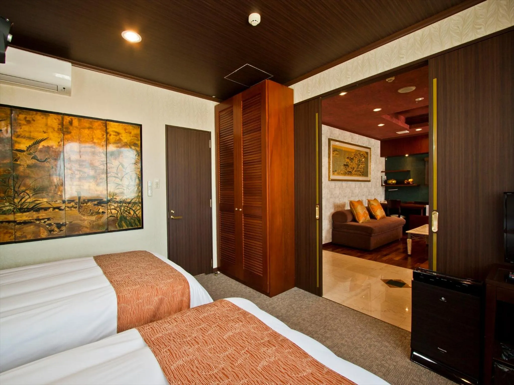 Living room, Bed in Hotel Palm Royal Resort Kokusai Street