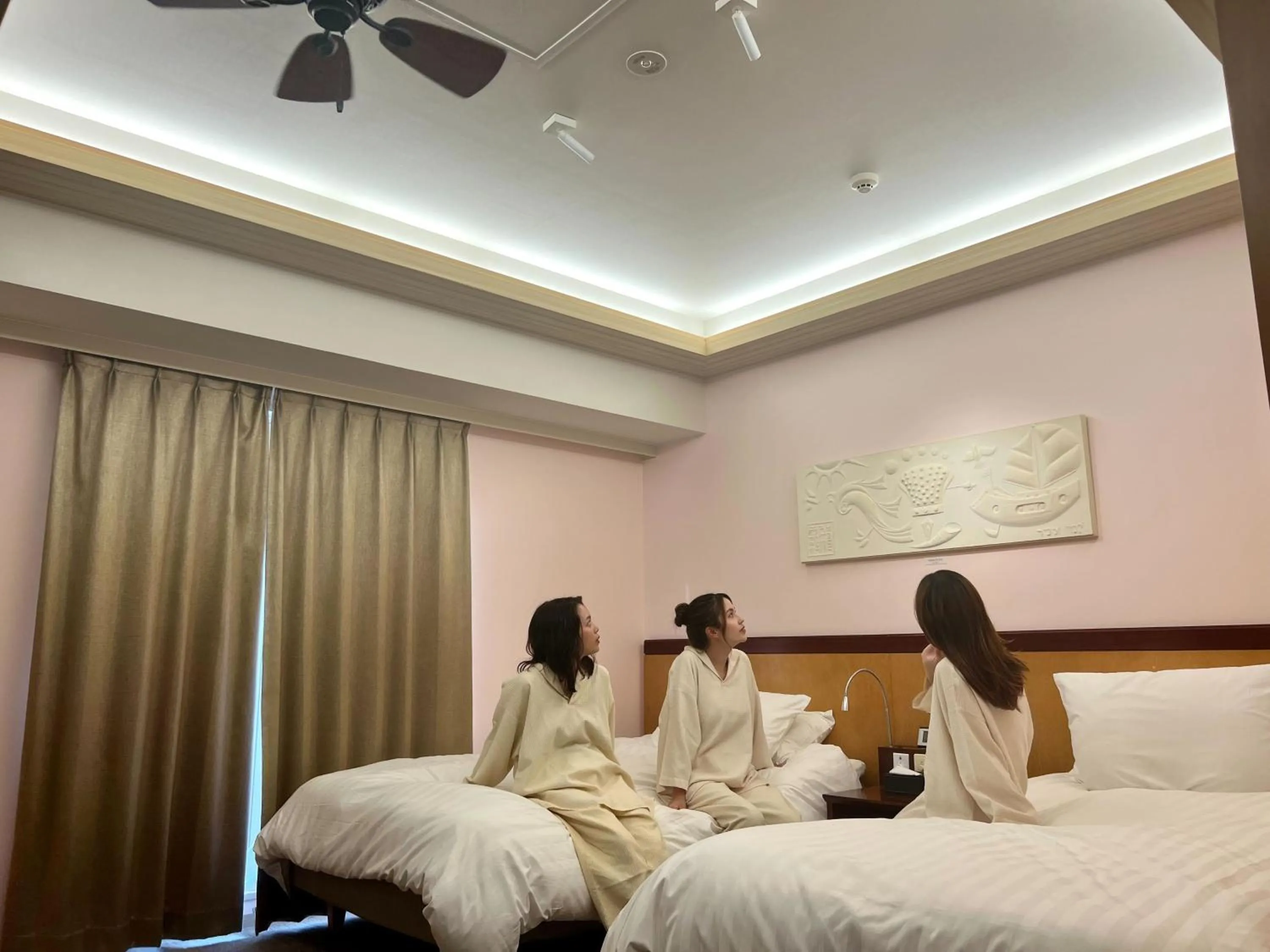 People, Bed in Hotel Palm Royal Resort Kokusai Street