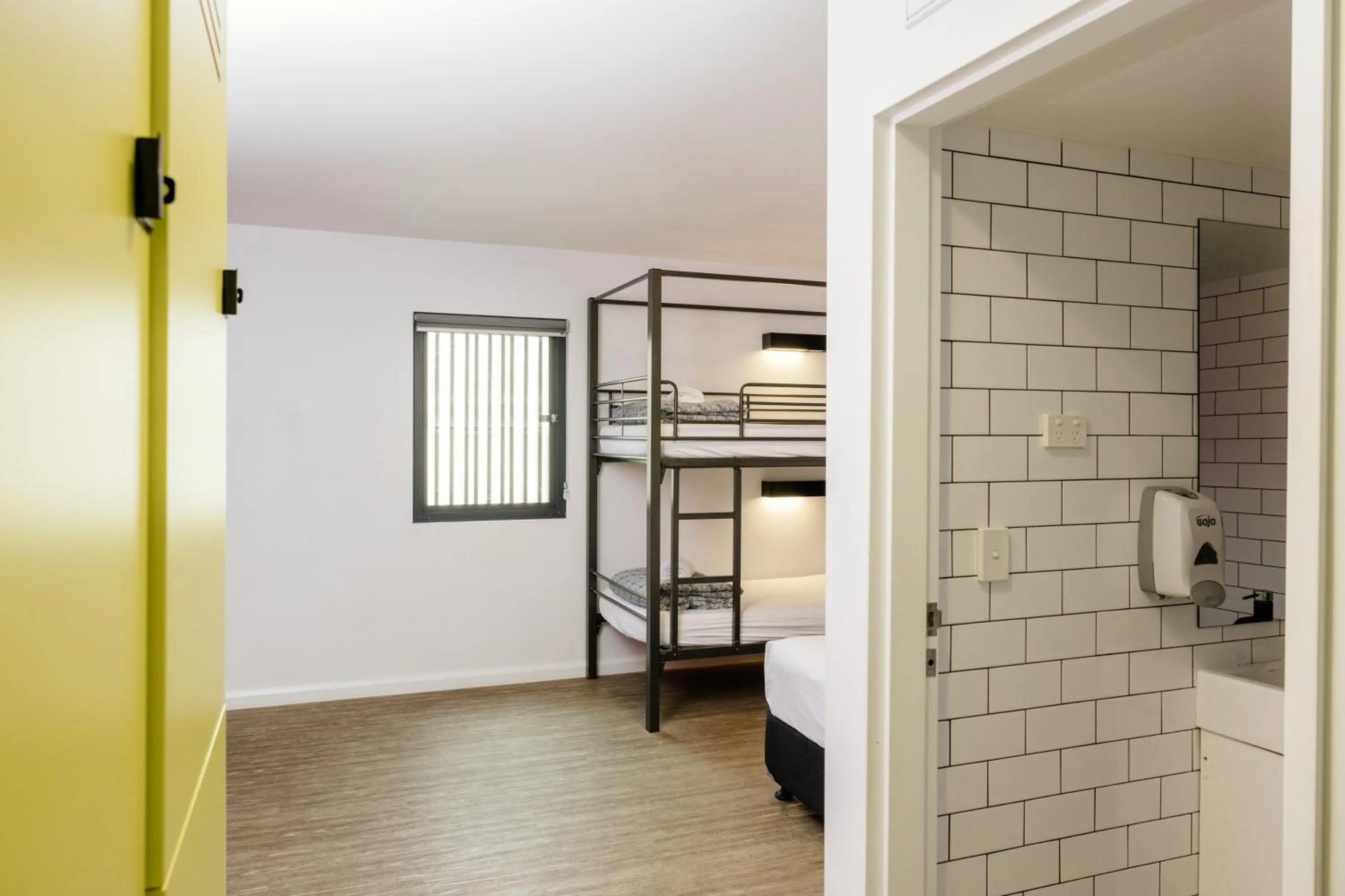 Bed in YHA Byron Bay