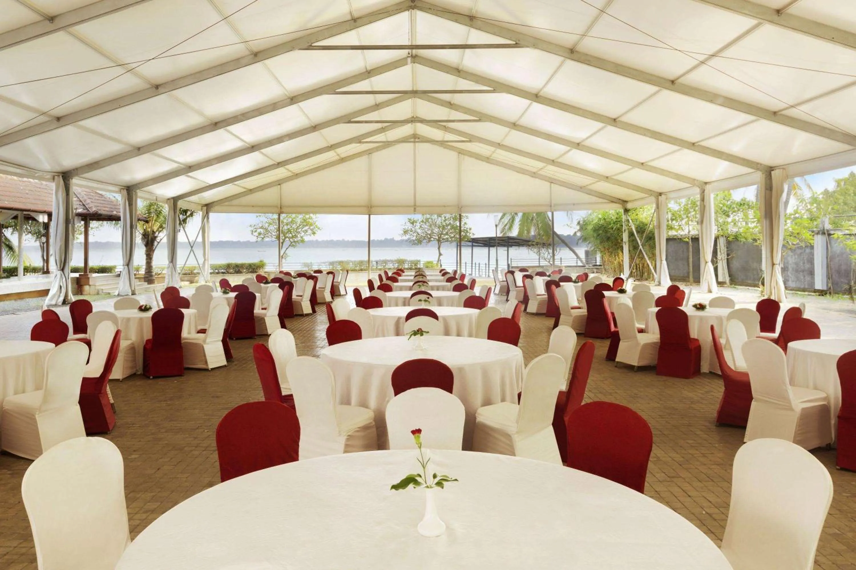 Meeting/conference room in Ramada Resort by Wyndham Kochi