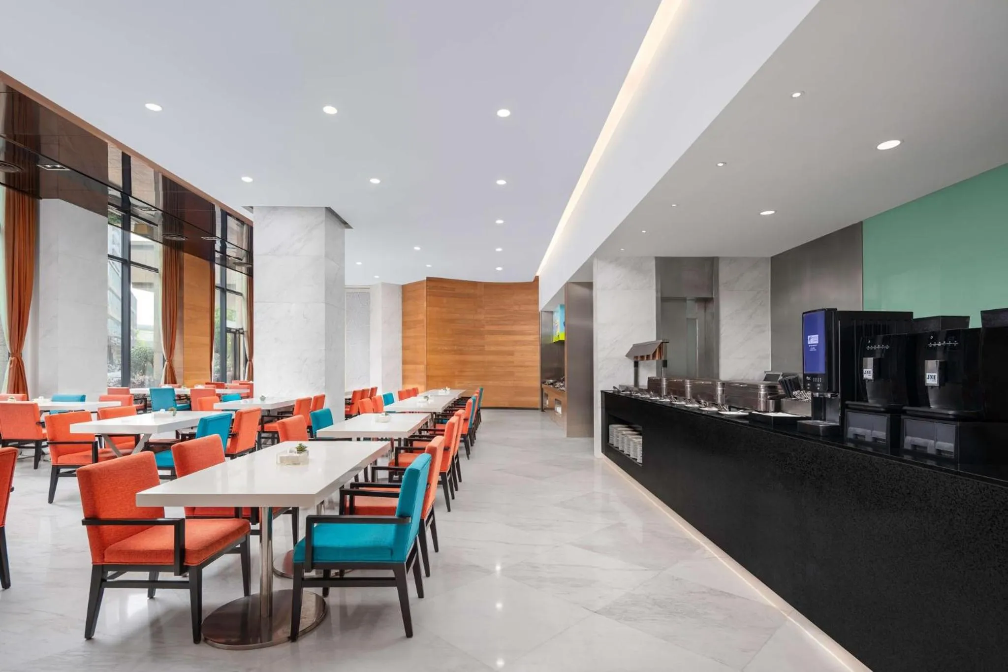 Restaurant/places to eat in Holiday Inn Express Chengdu Gulou