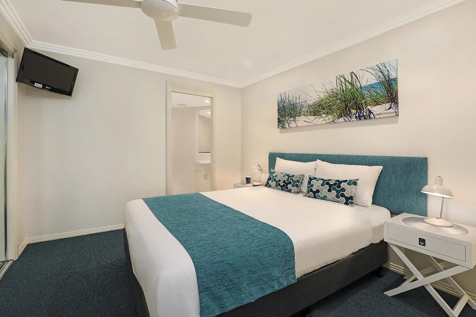 Bedroom, Bed in Watermark Resort Caloundra
