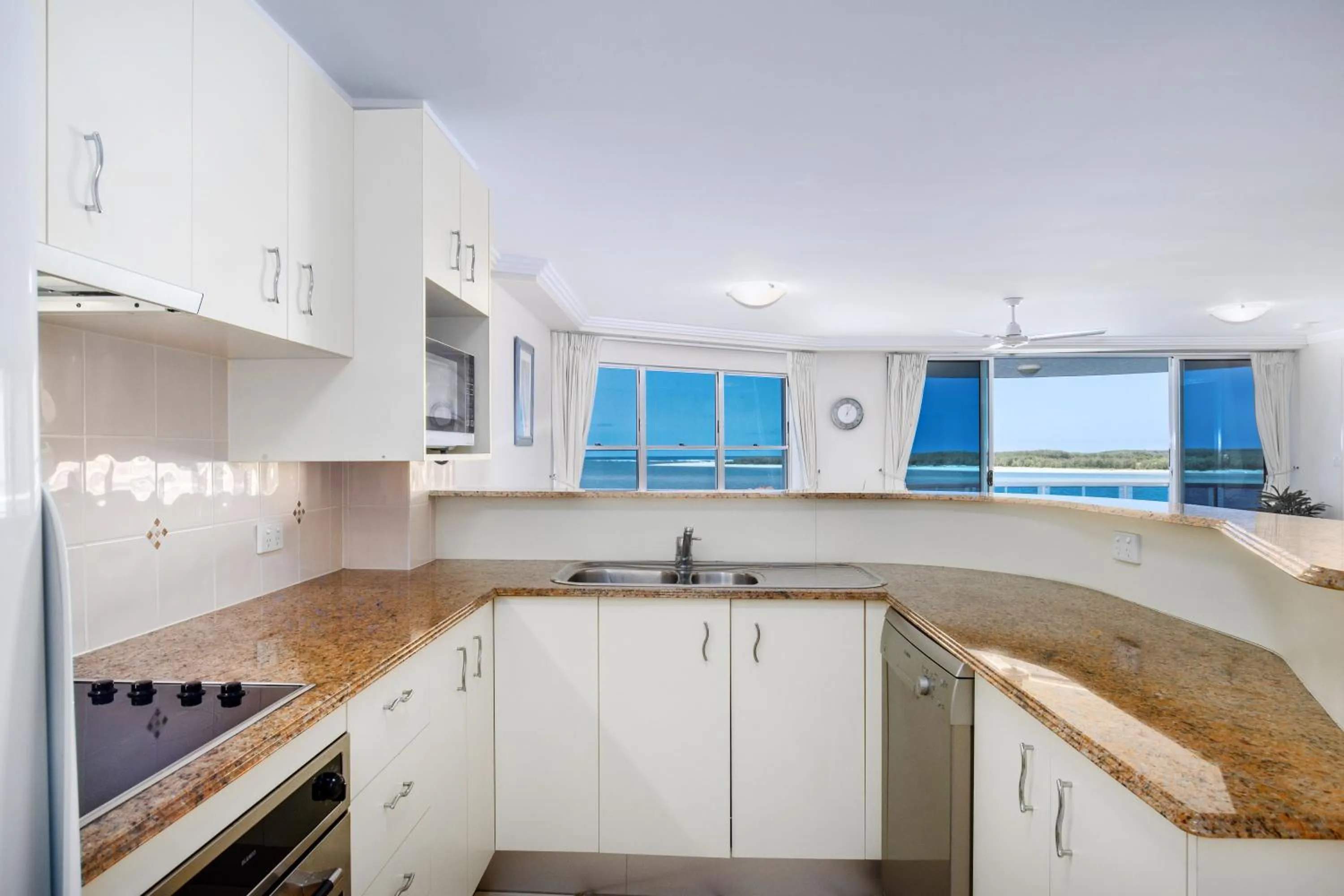 Kitchen or kitchenette in Watermark Resort Caloundra