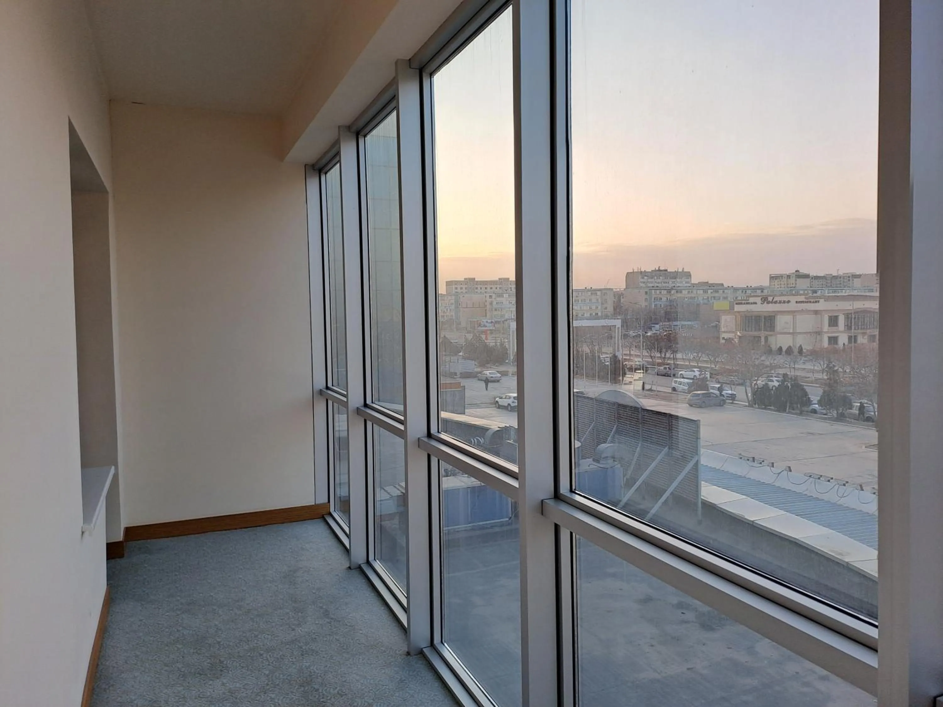 Quiet street view in Grand Nur Plaza Hotel