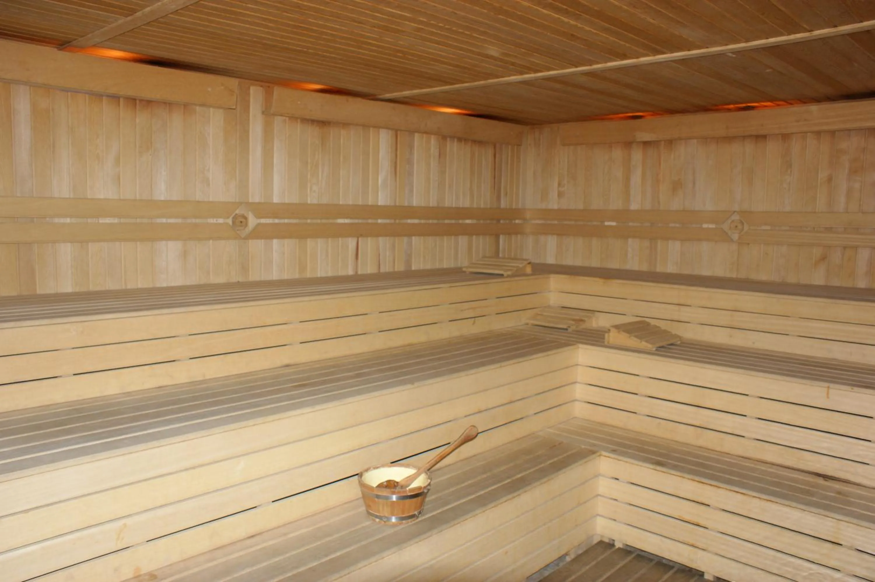 Sauna in Grand Nur Plaza Hotel