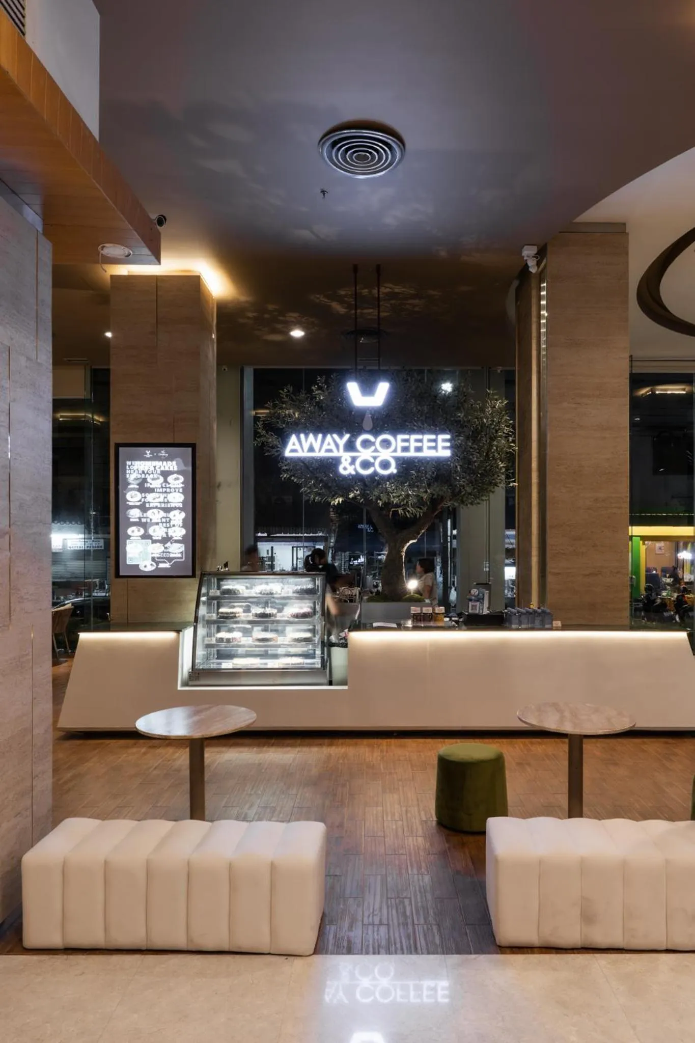 Golden Crown Grand Hotel