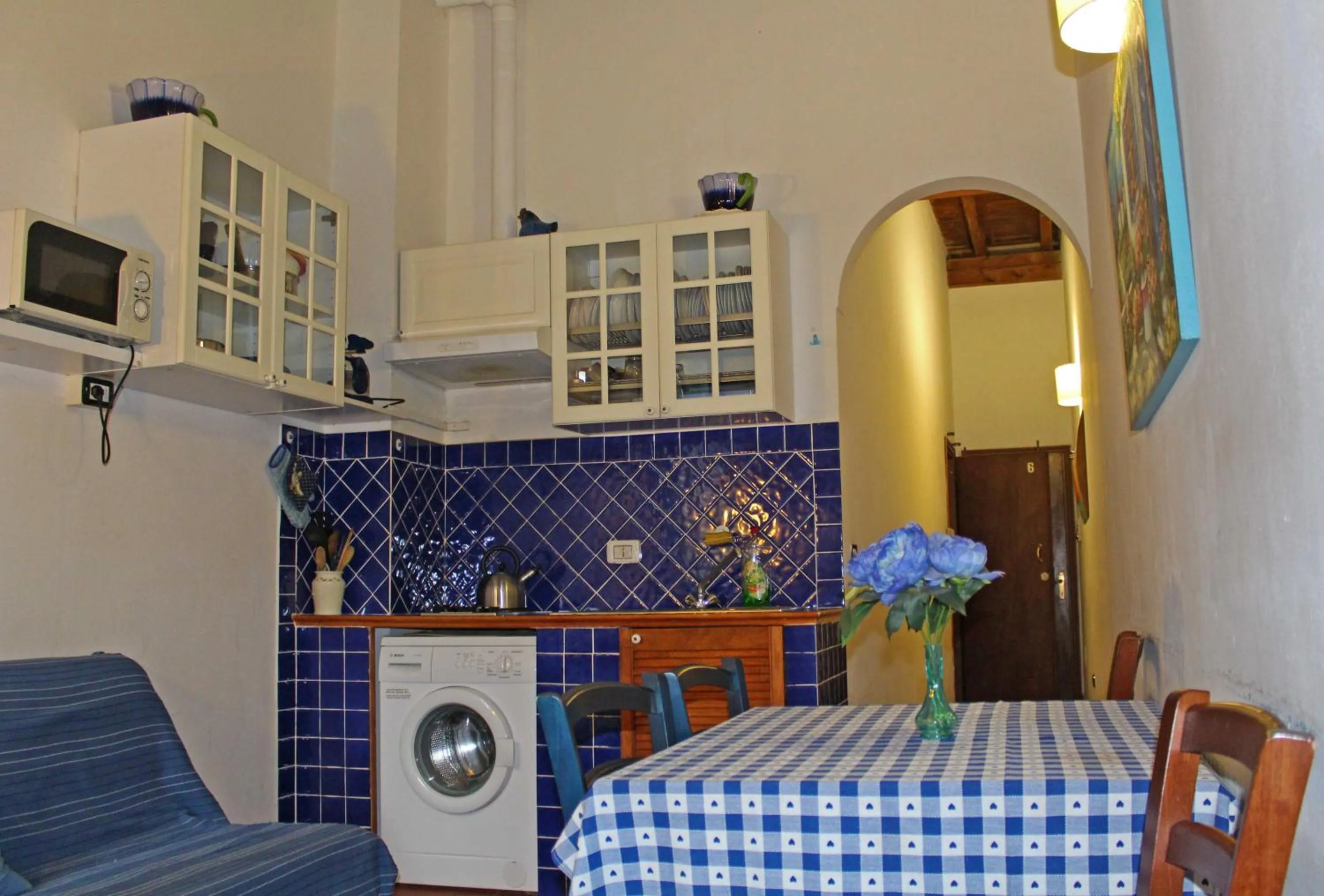 Kitchen or kitchenette, Kitchen/Kitchenette in Max Apartments