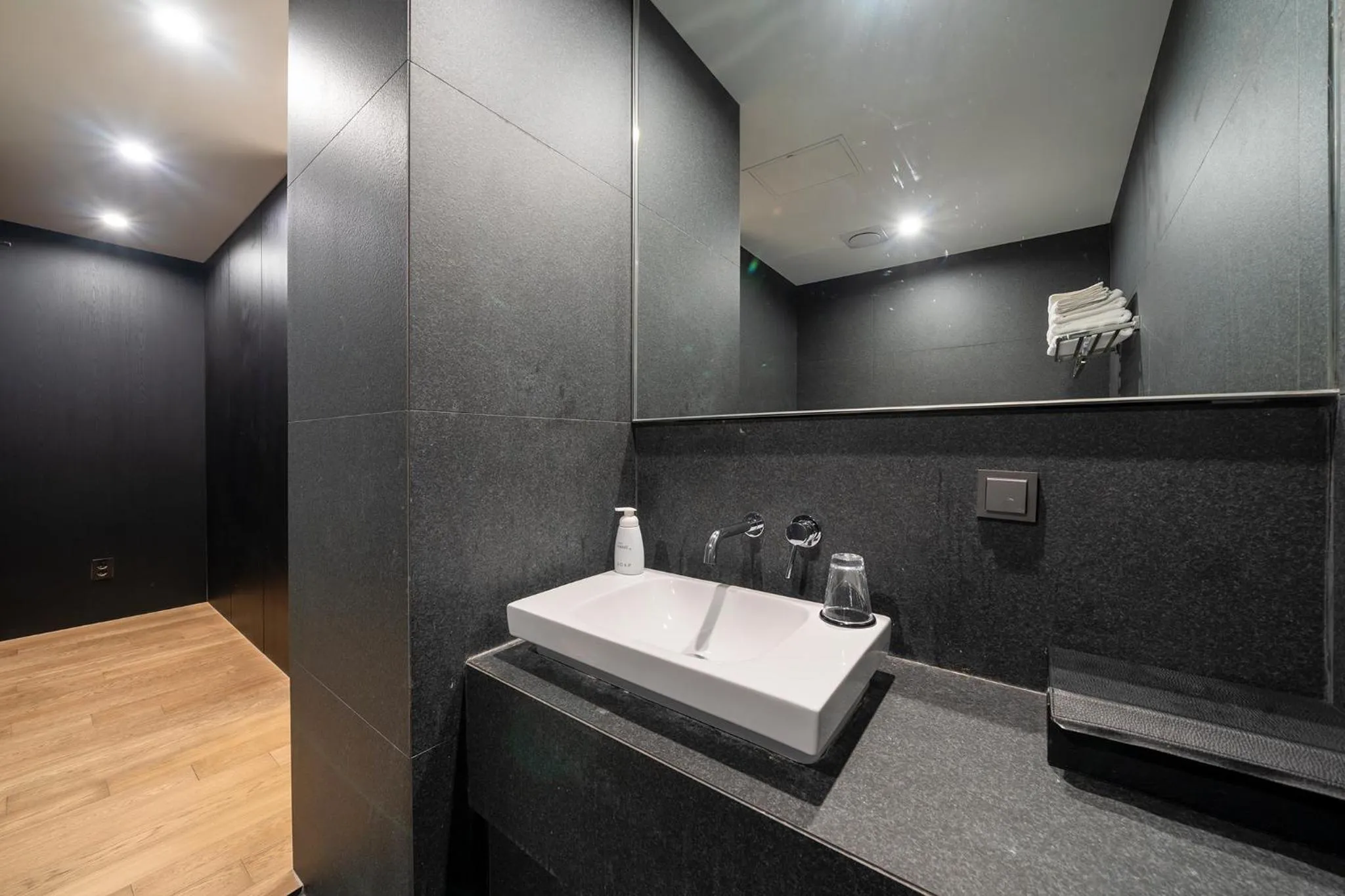 Bathroom in Amare Hotel Jongno