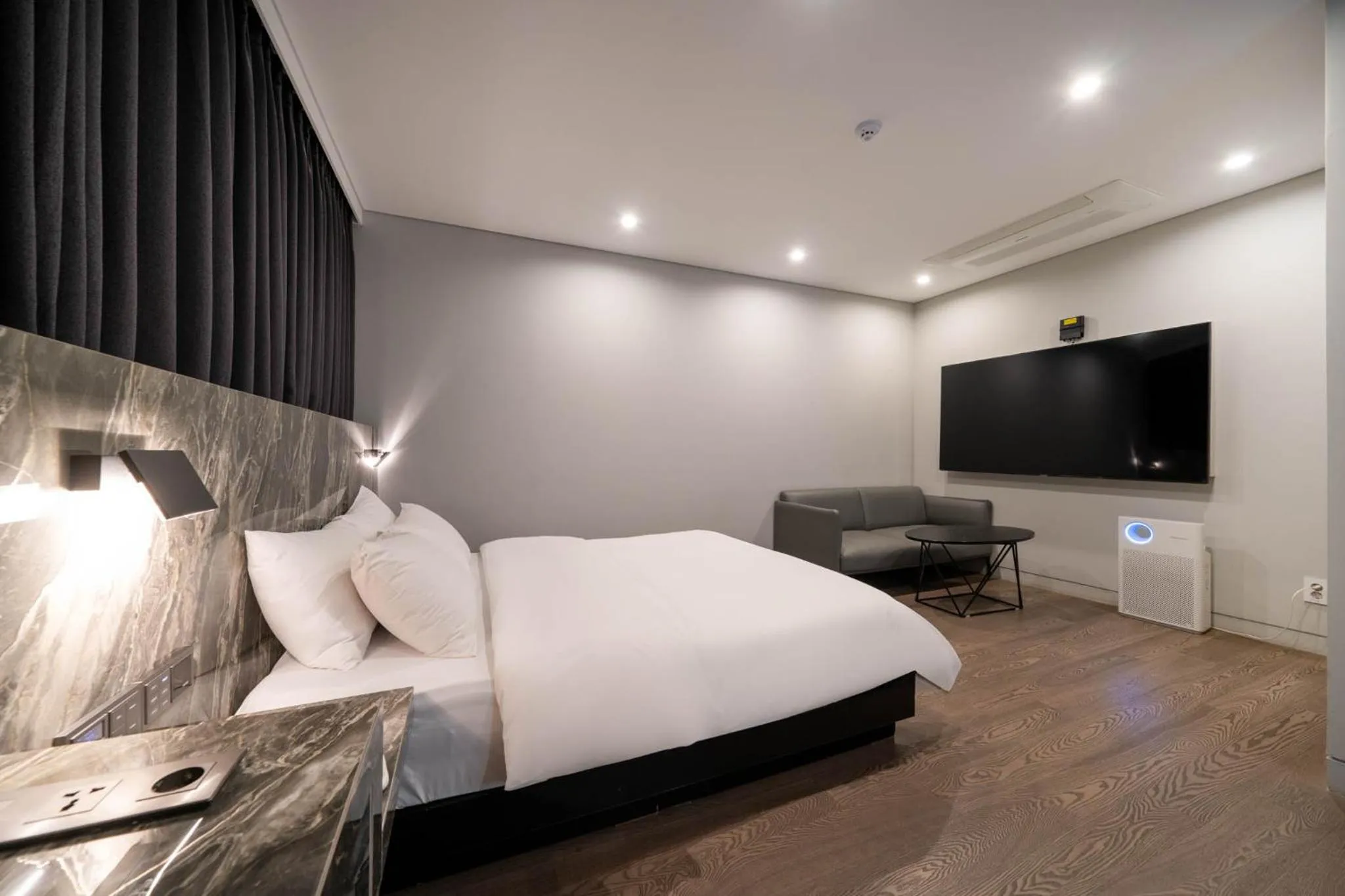 Bedroom, Bed in Amare Hotel Jongno