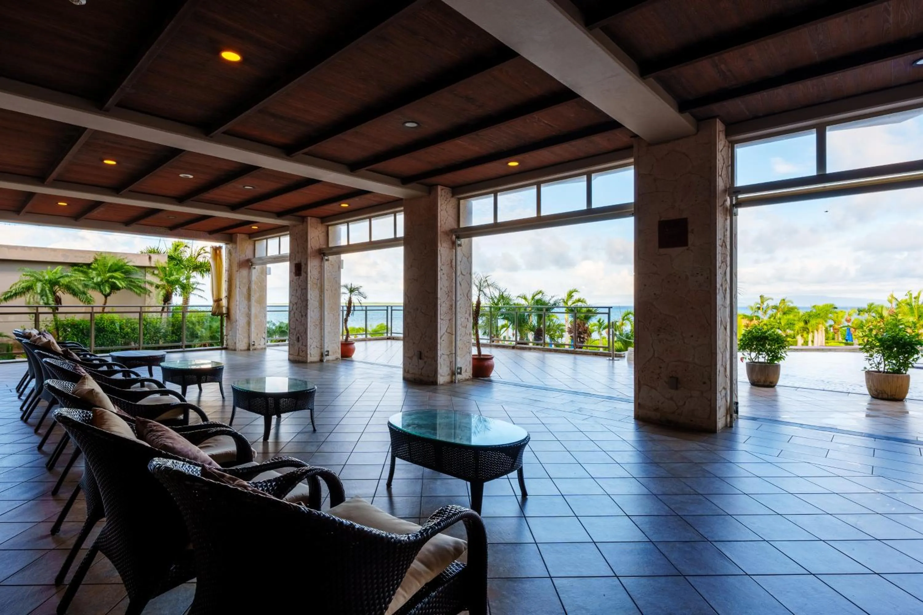 Day in GRANDVRIORESORT ISHIGAKIJIMA Ocean's Wing & Villa Garden