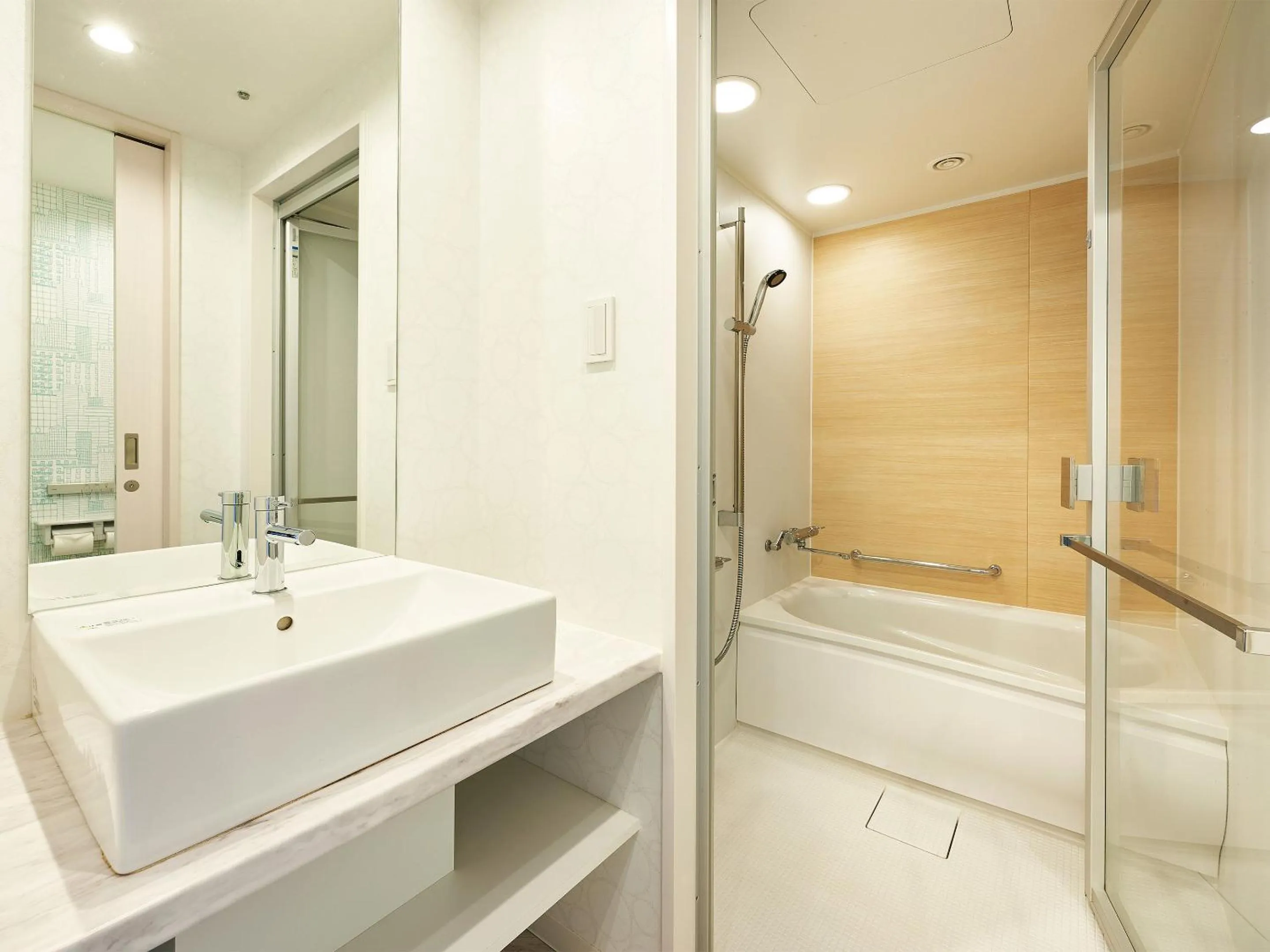 Bathroom in DEL style Nagoya Nayabashi by Daiwa Roynet Hotel